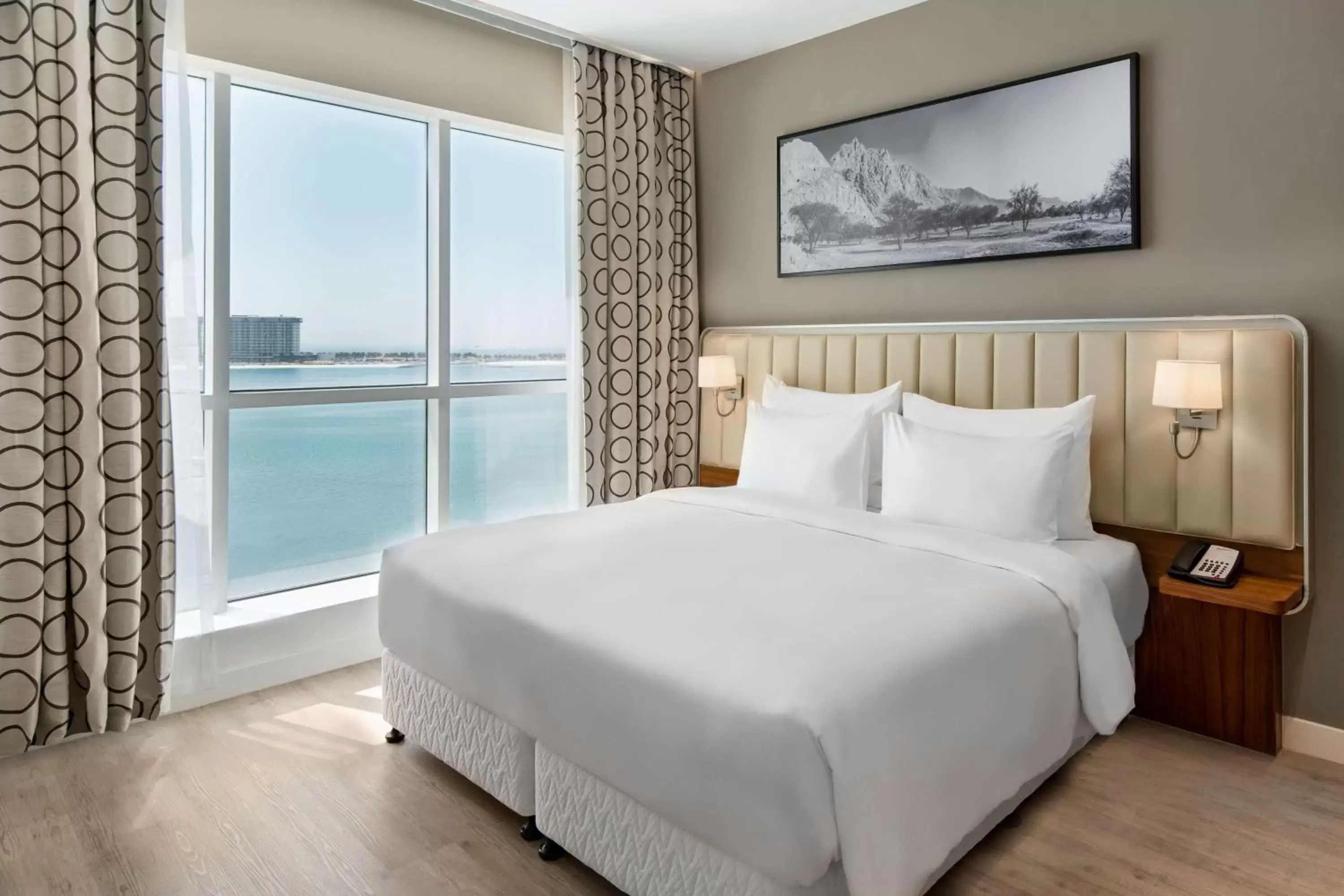 Bed in Radisson Resort Ras Al Khaimah Marjan Island