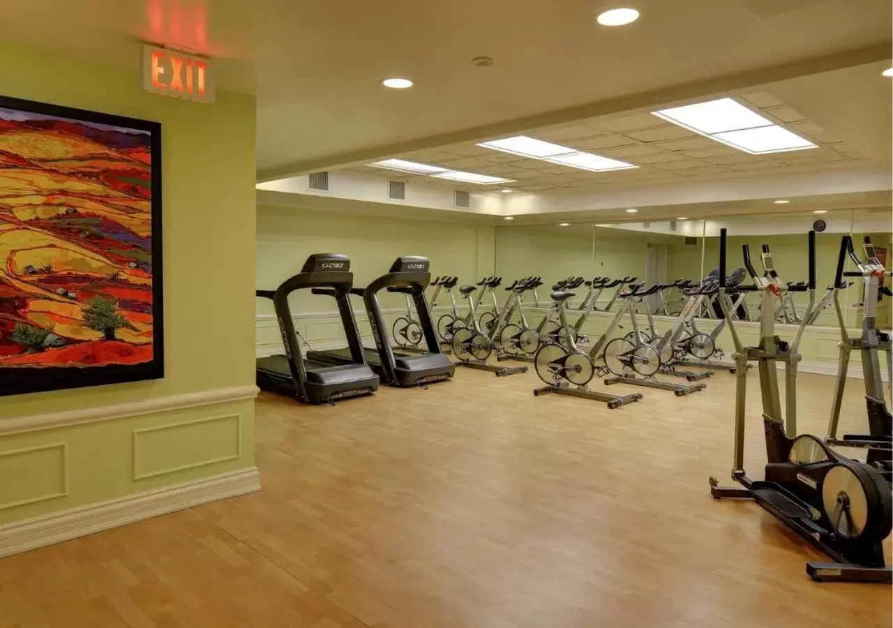 Fitness Center/Facilities in Queens Landing