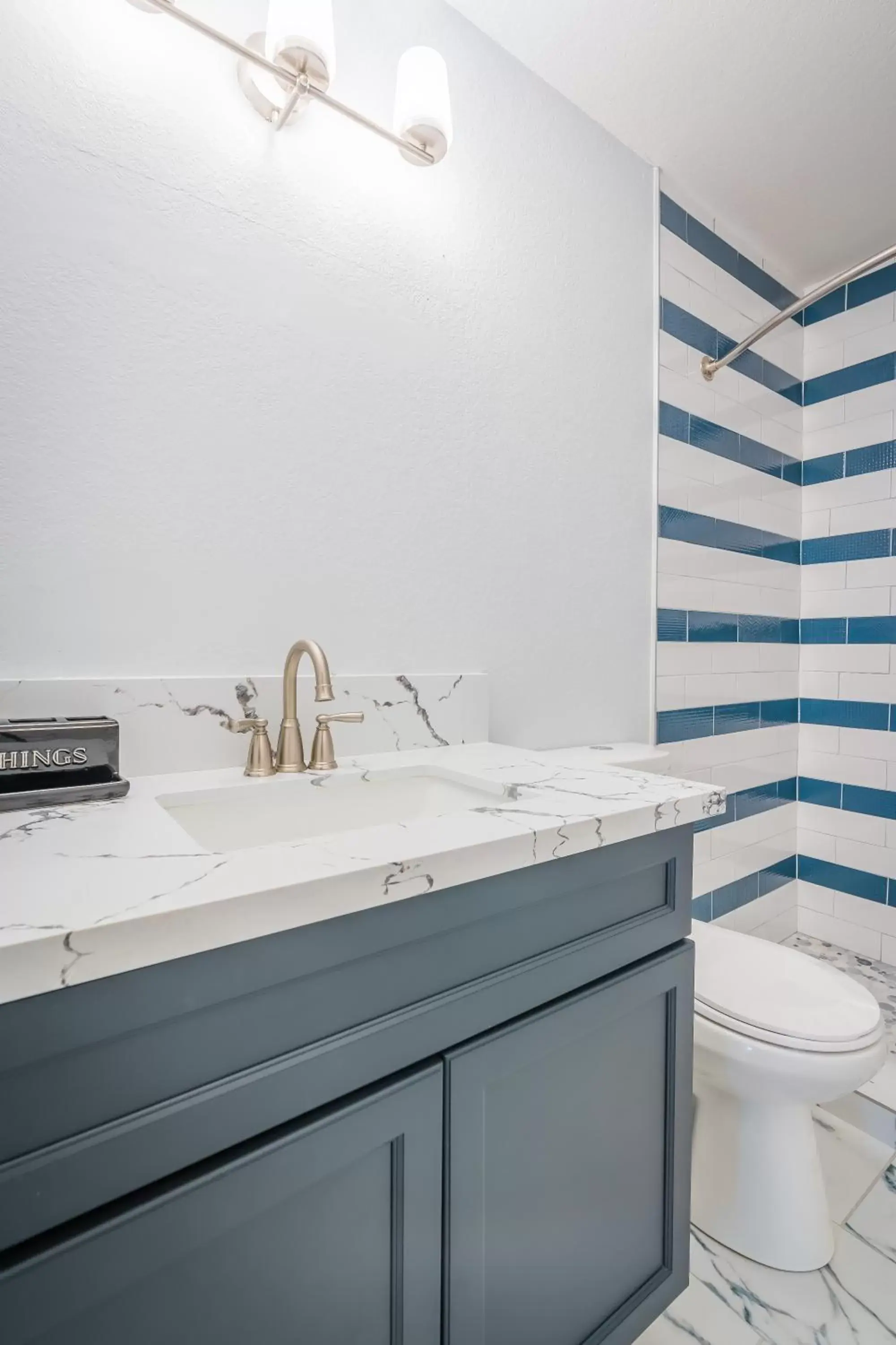 Bathroom in Rio Del Sol Inn Needles