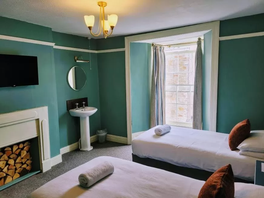 Bedroom, Bed in Jacobs Ladder Inn