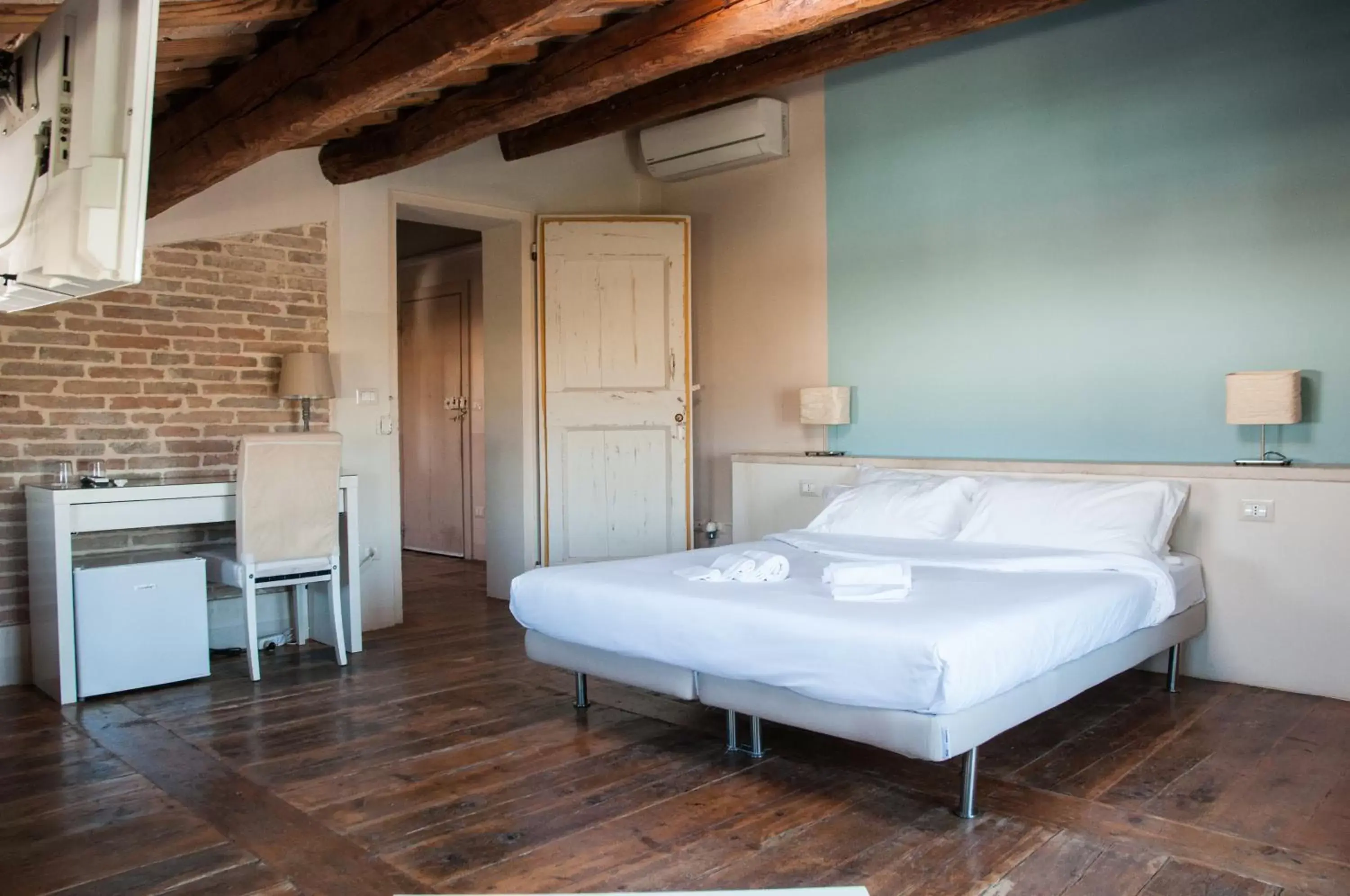 Bed in Relais Casetta 56