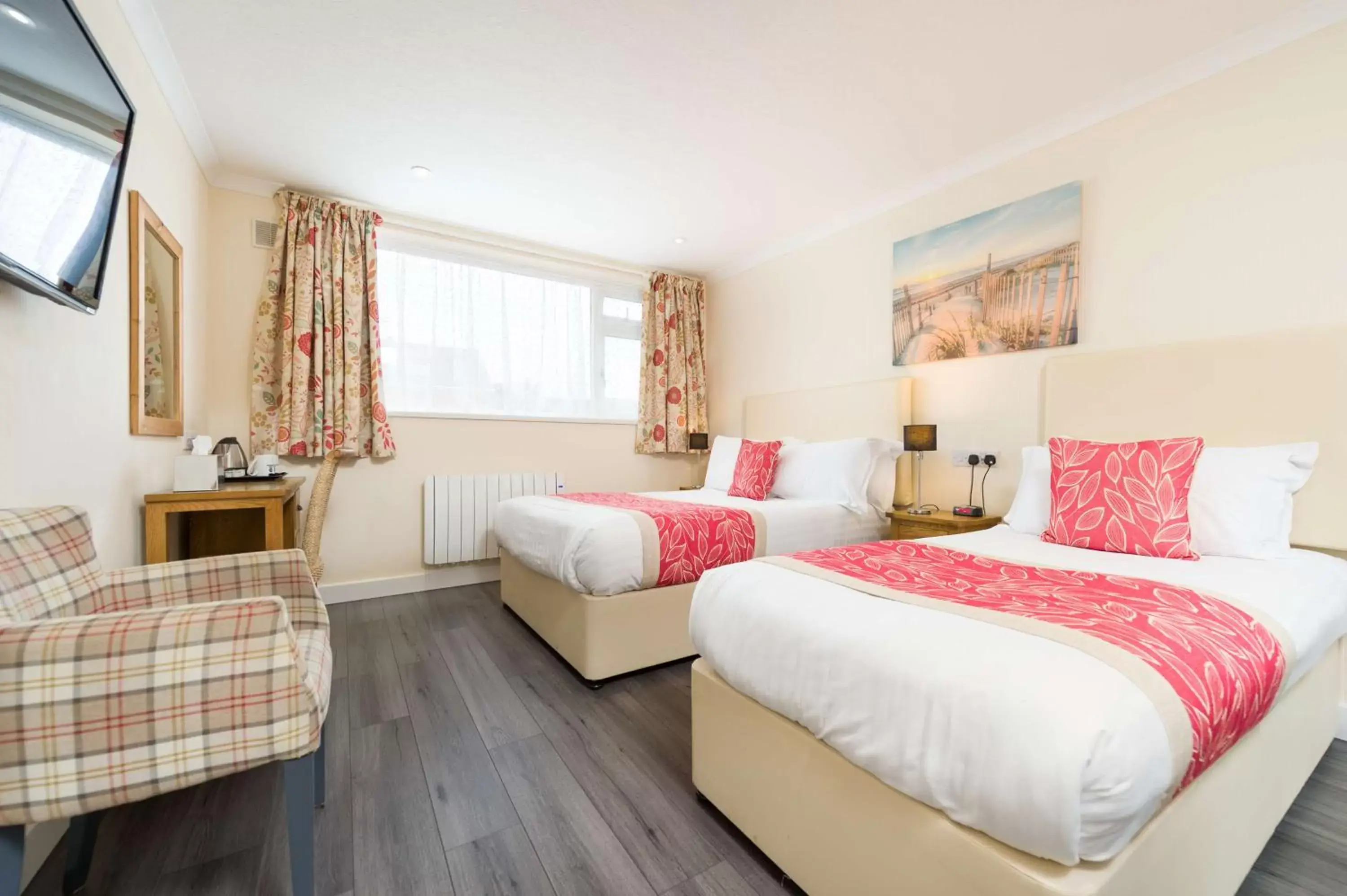 Photo of the whole room, Bed in Best Western Fowey Valley Photo of the whole room, Bed in Best Western Fowey Valley