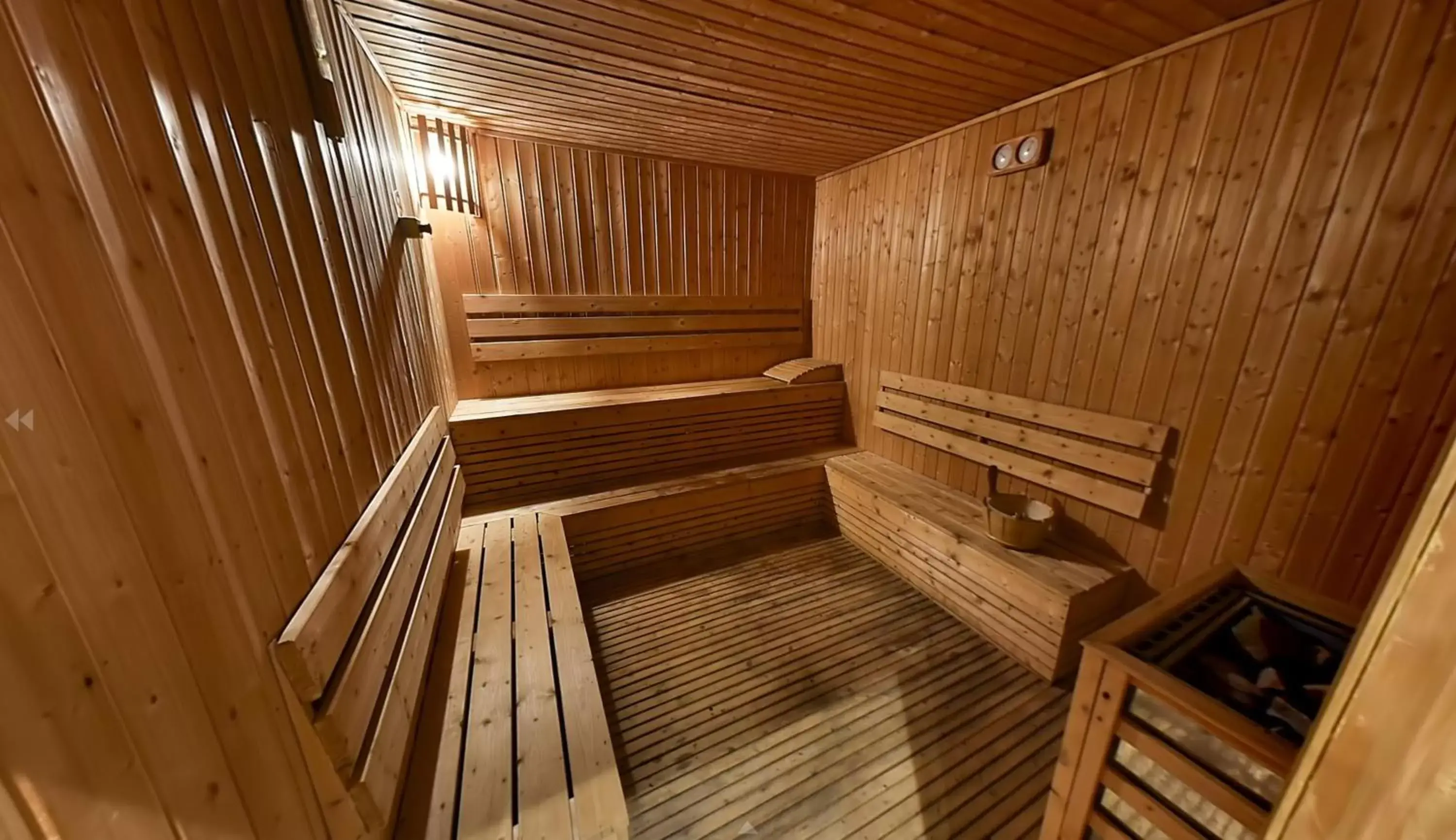 Sauna in Millennium Central Doha