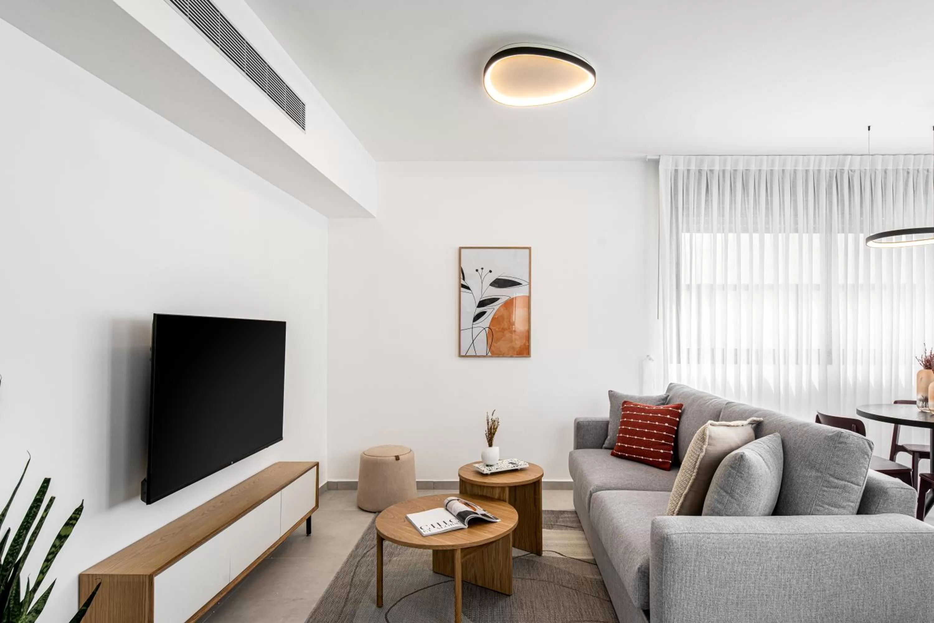 TV and multimedia in Mate GEORGE - By HOMY