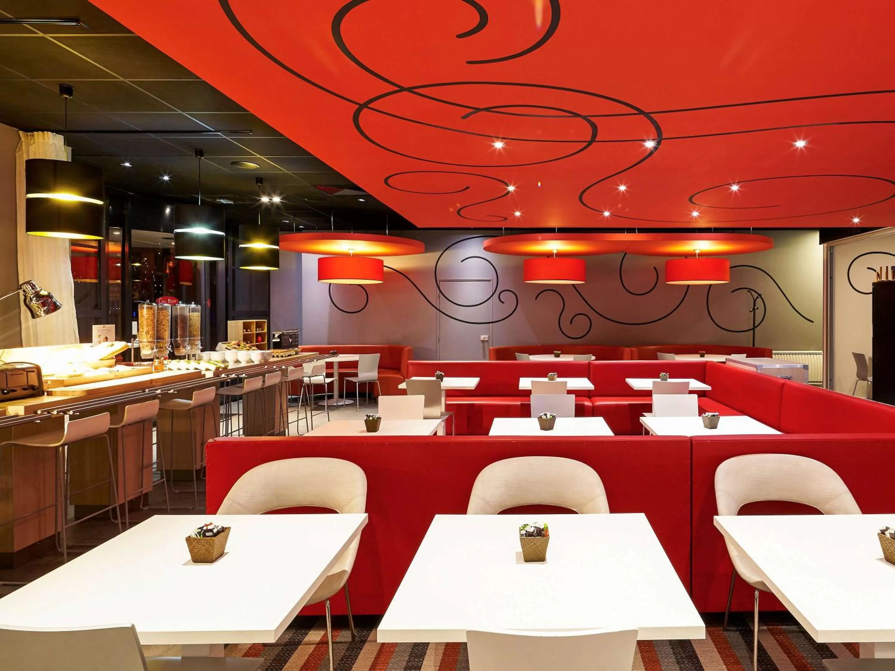 Restaurant/places to eat in ibis Marne La Vallee Champs-sur-Marne