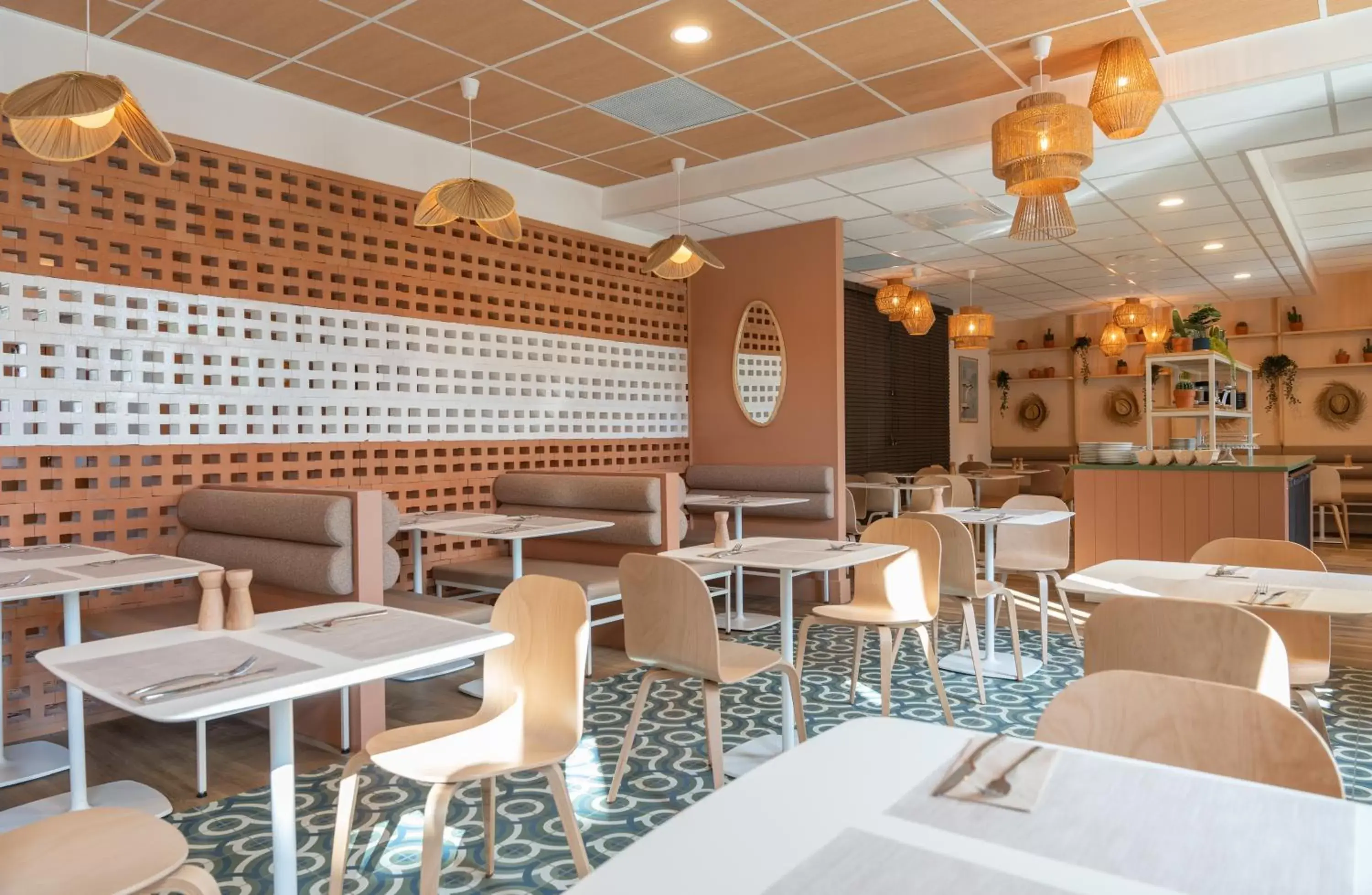 Restaurant/Places to Eat in Ibis Styles Le Touquet