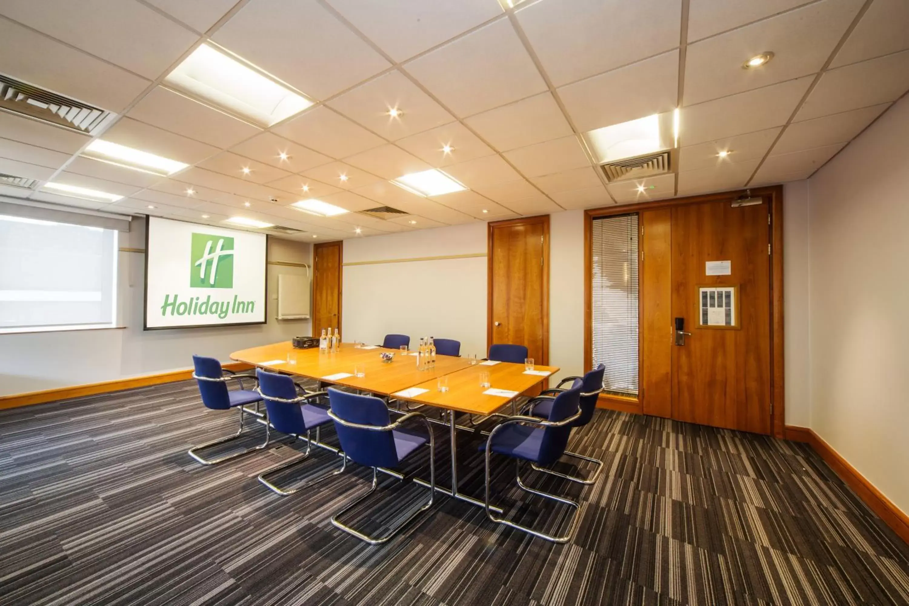 Business facilities in Holiday Inn Reading South M4 Jct 11, an IHG Hotel