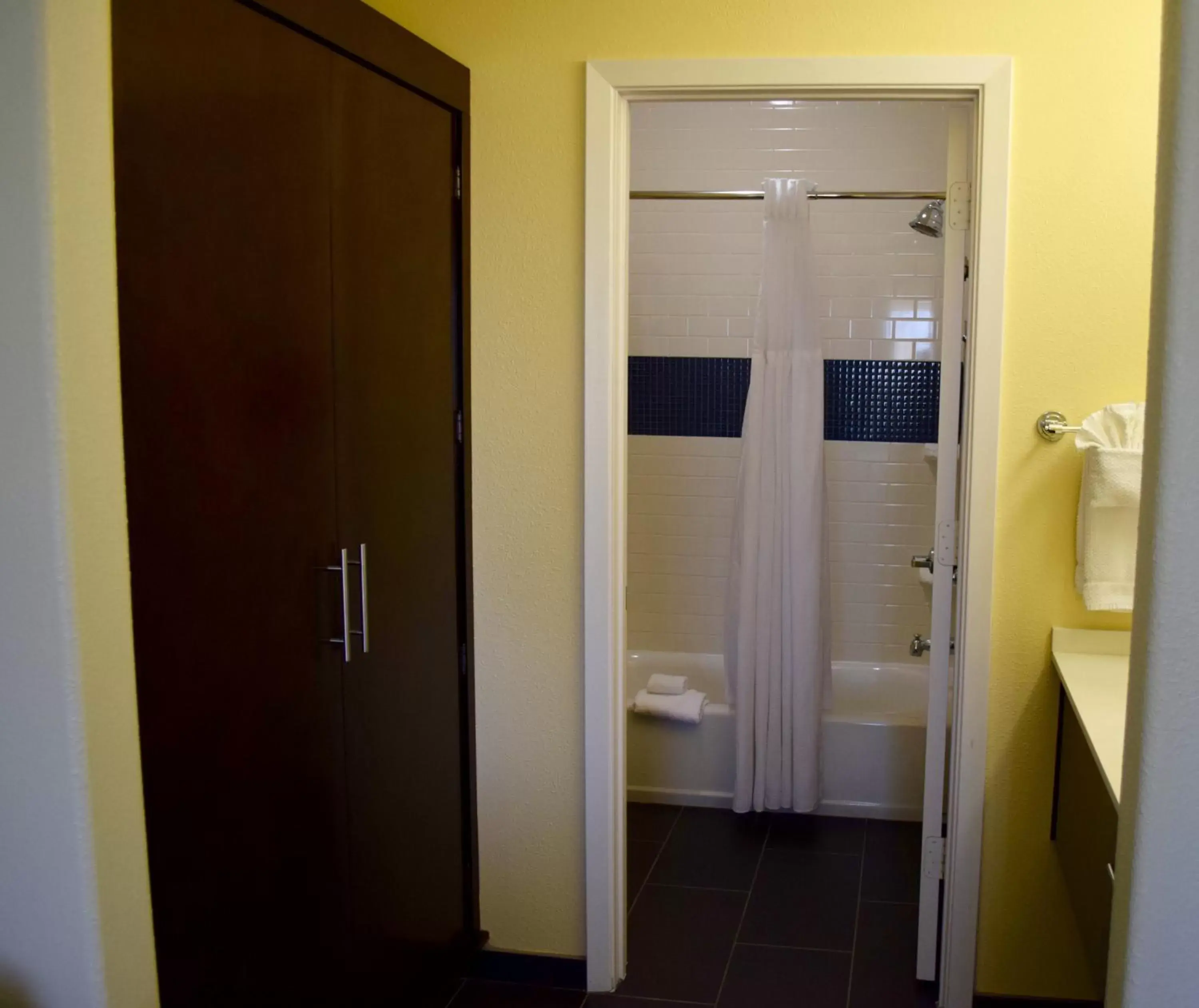 Photo of the whole room, Bathroom in Staybridge Suites Houston Stafford - Sugar Land, an IHG Hotel