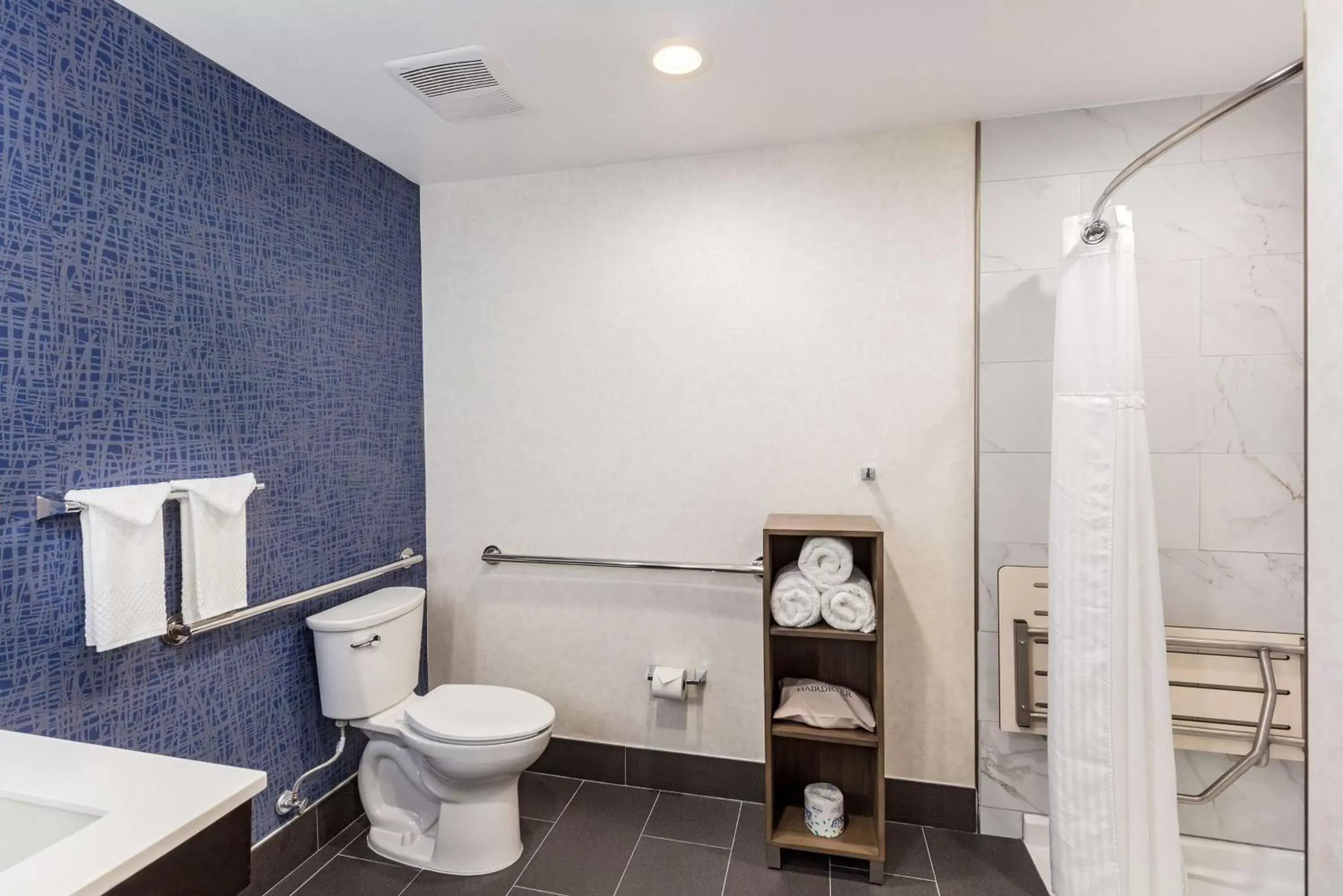 Bathroom in Doubletree By Hilton Pomona