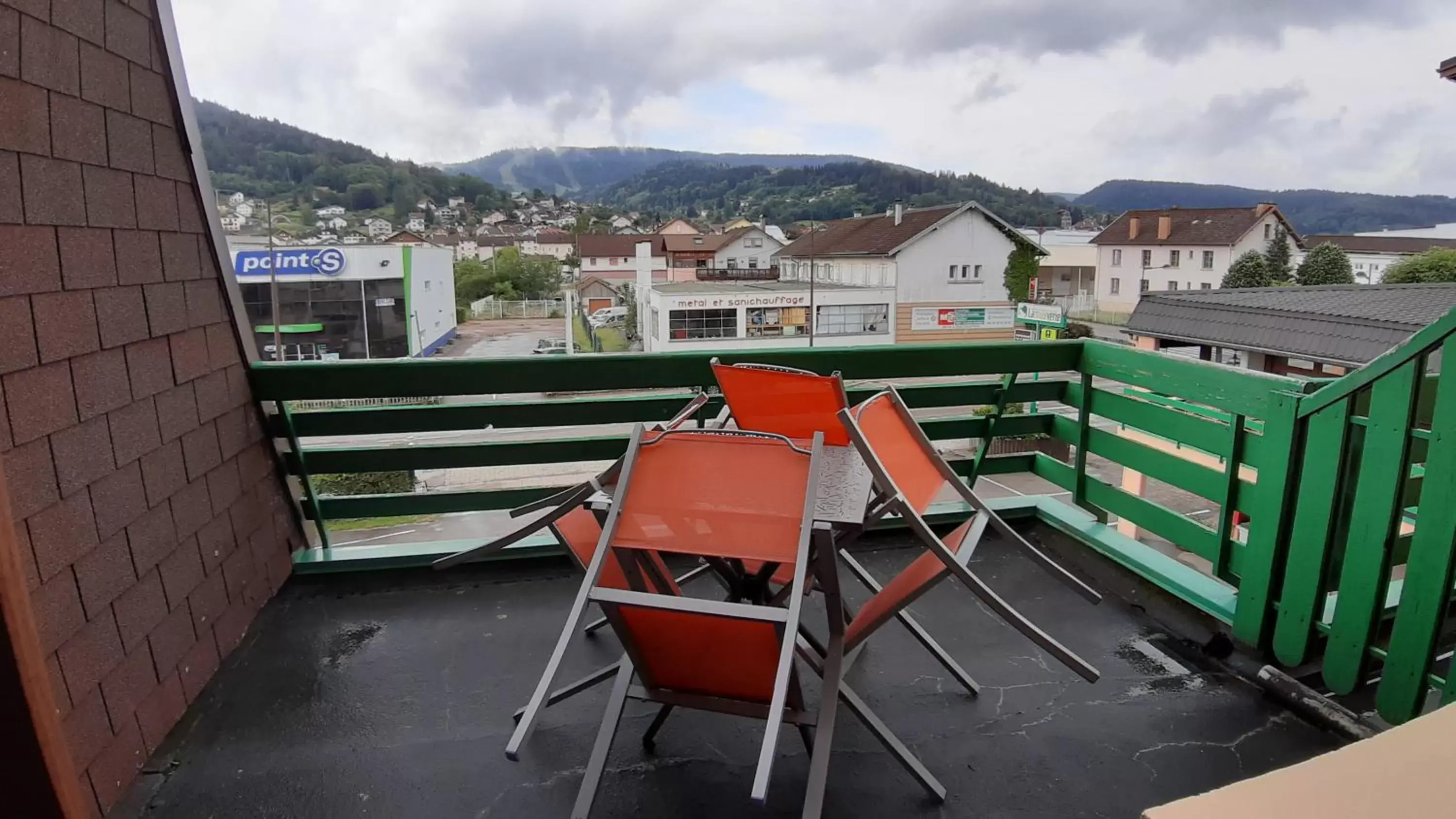 Balcony/Terrace in Hotel De La Route Verte