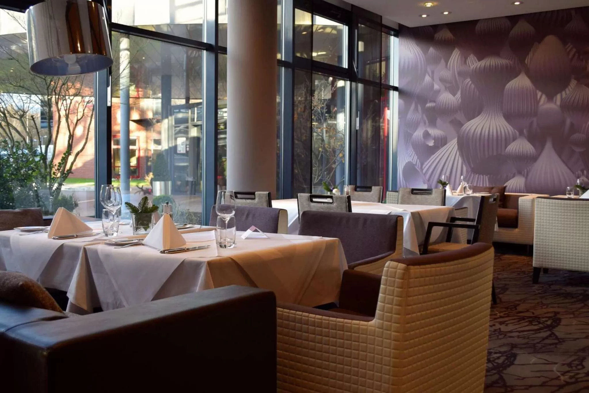 Restaurant/places to eat in elaya hotel frankfurt oberursel