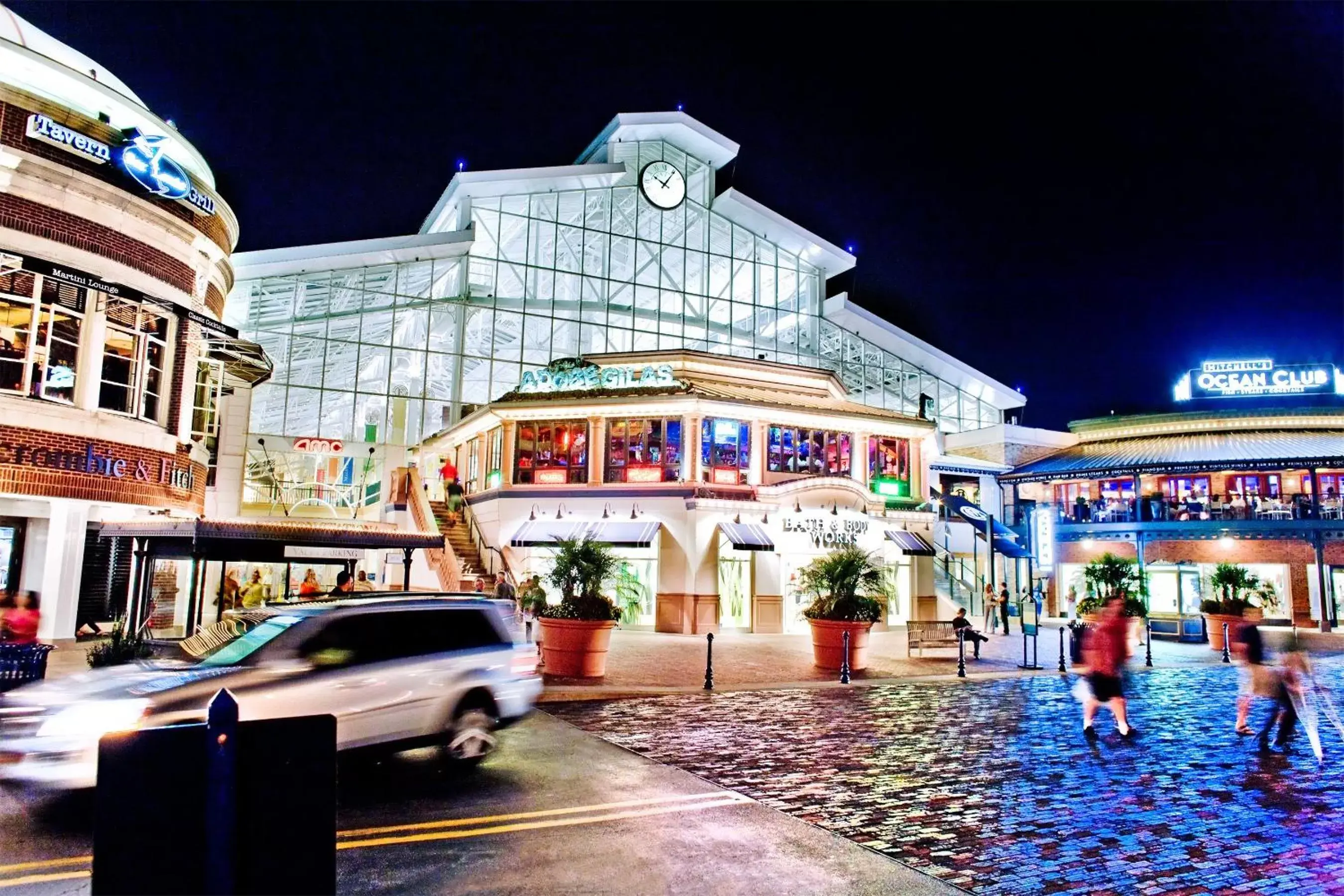 Nearby landmark, Property Building in Holiday Inn Express & Suites Columbus-Easton Area