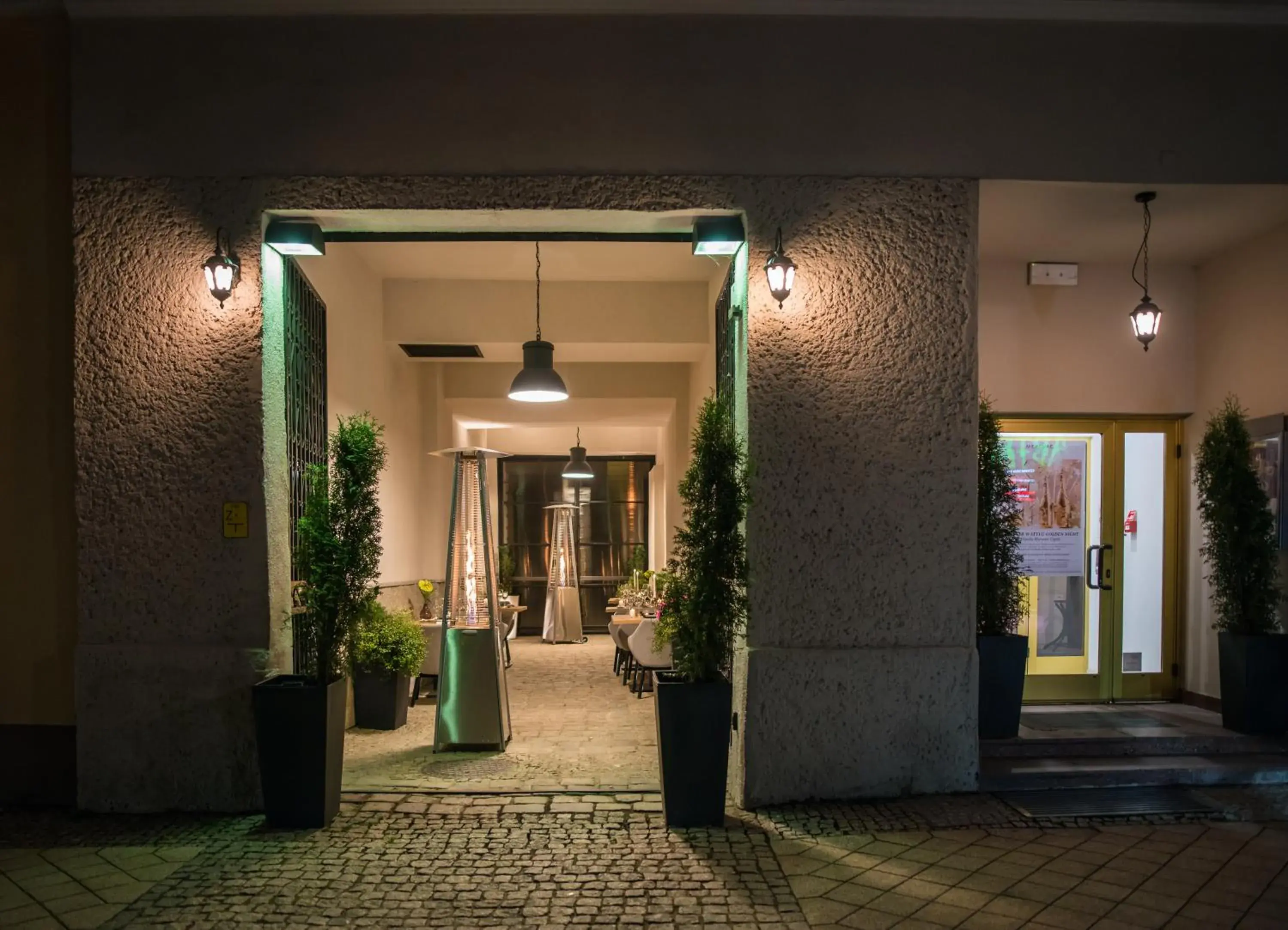 Facade/entrance in Mercure Opole