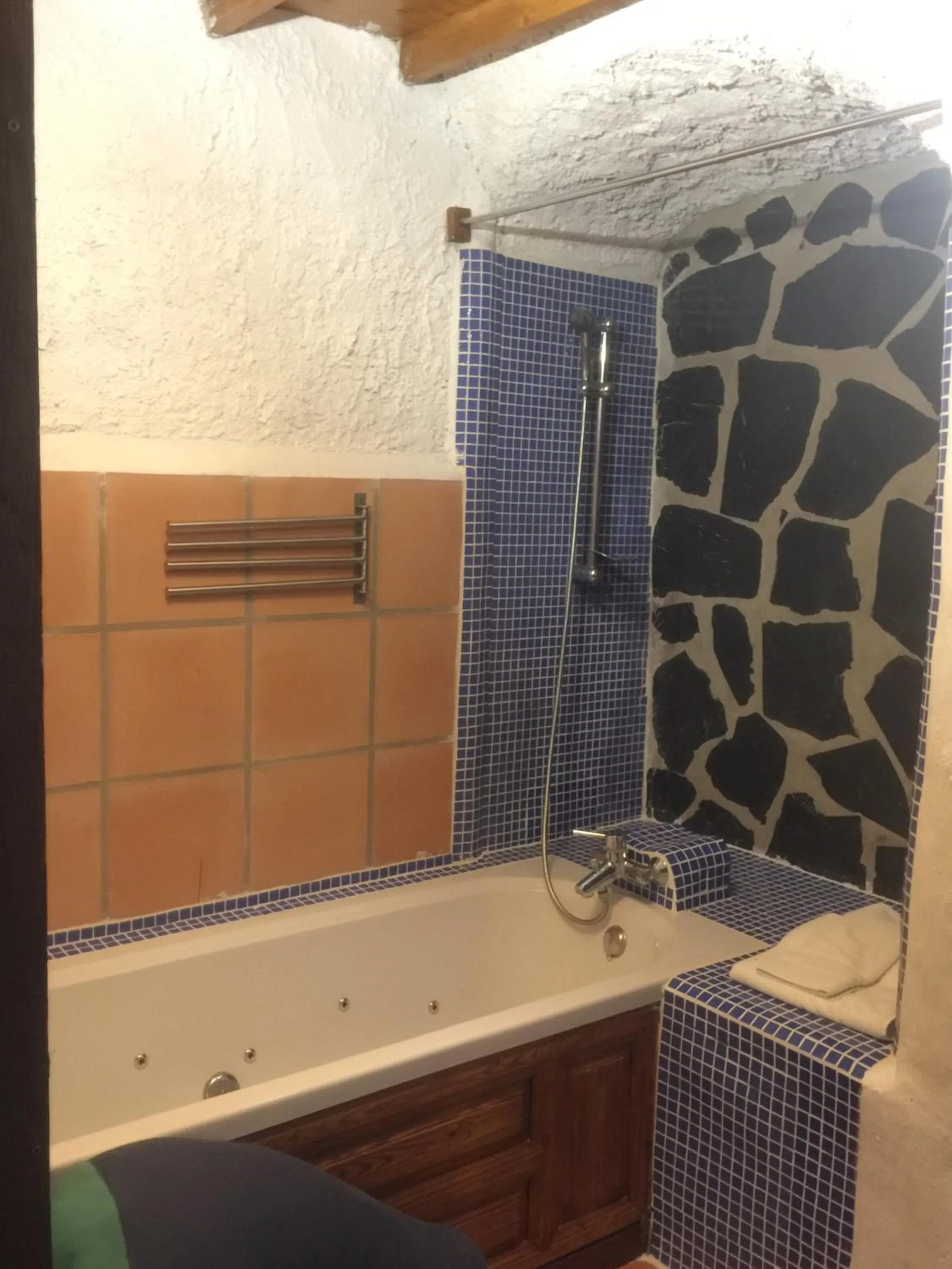 Bathroom in Casas Cueva y Cortijo La Tala en Guadix