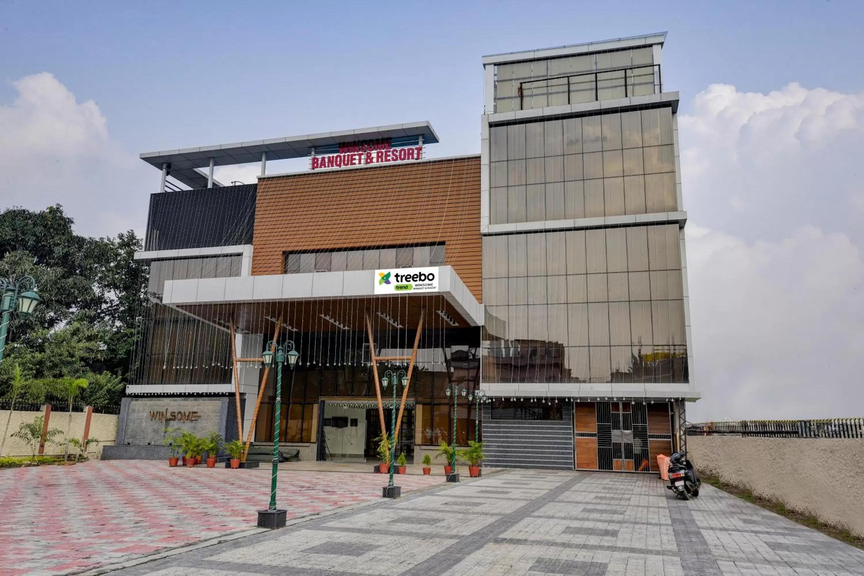 Property building in Treebo Winsome Banquet And Resort Property building in Treebo Winsome Banquet And Resort