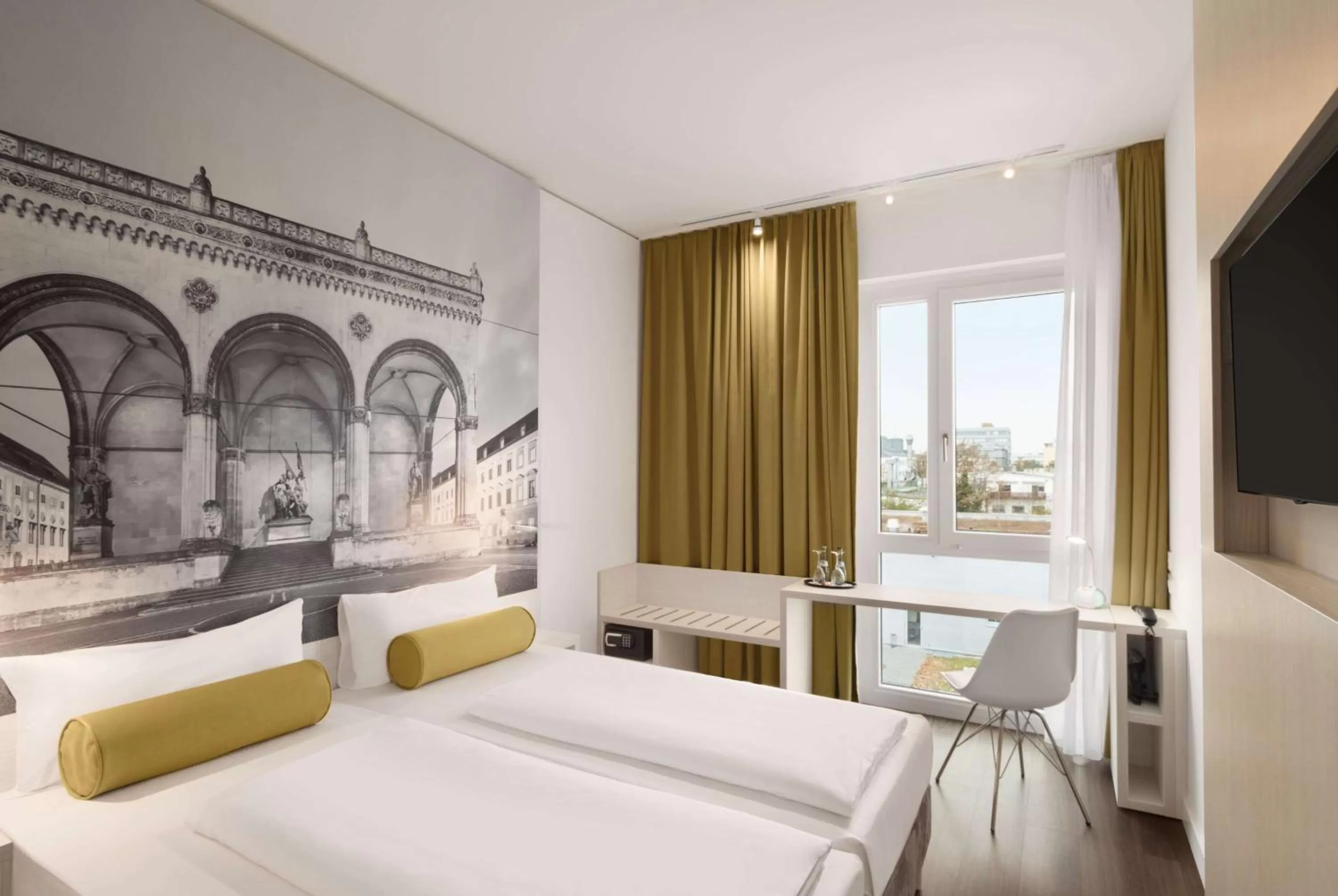 Standard Double Room - 2 Adjoining Rooms in Super 8 by Wyndham Mainz Zollhafen