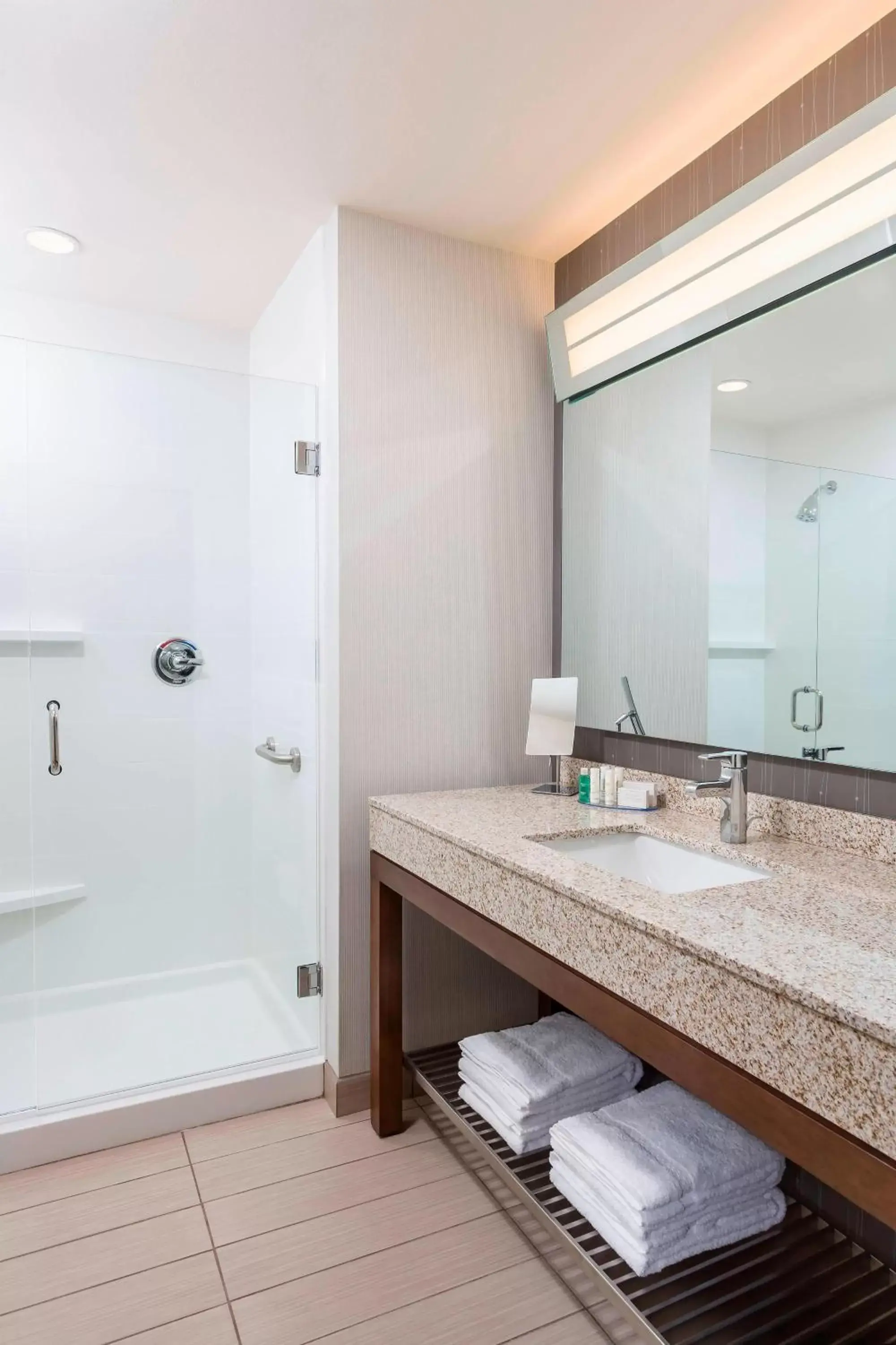 Bathroom in Courtyard by Marriott Stafford Quantico