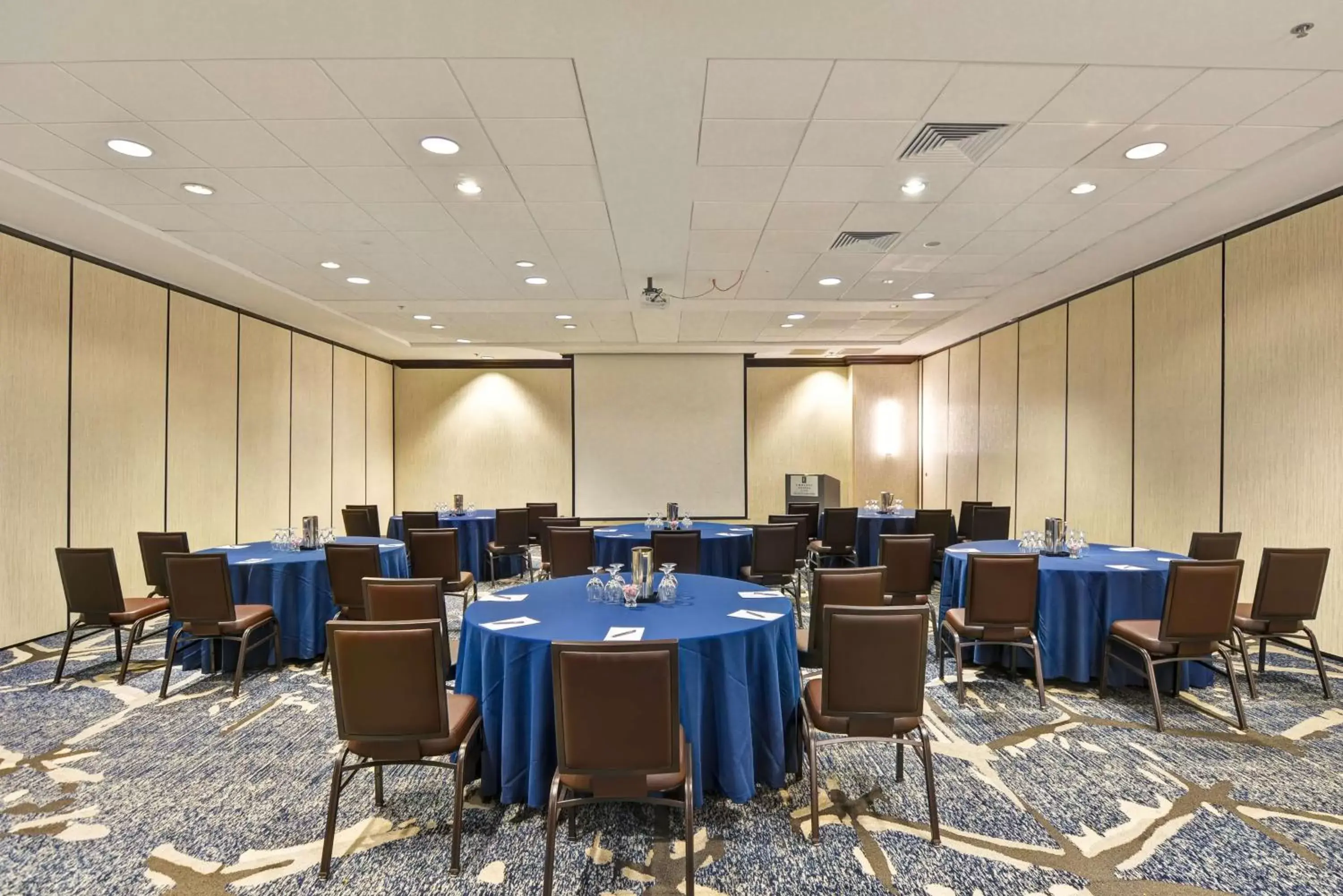 Meeting/conference room in Embassy Suites by Hilton Orlando Downtown