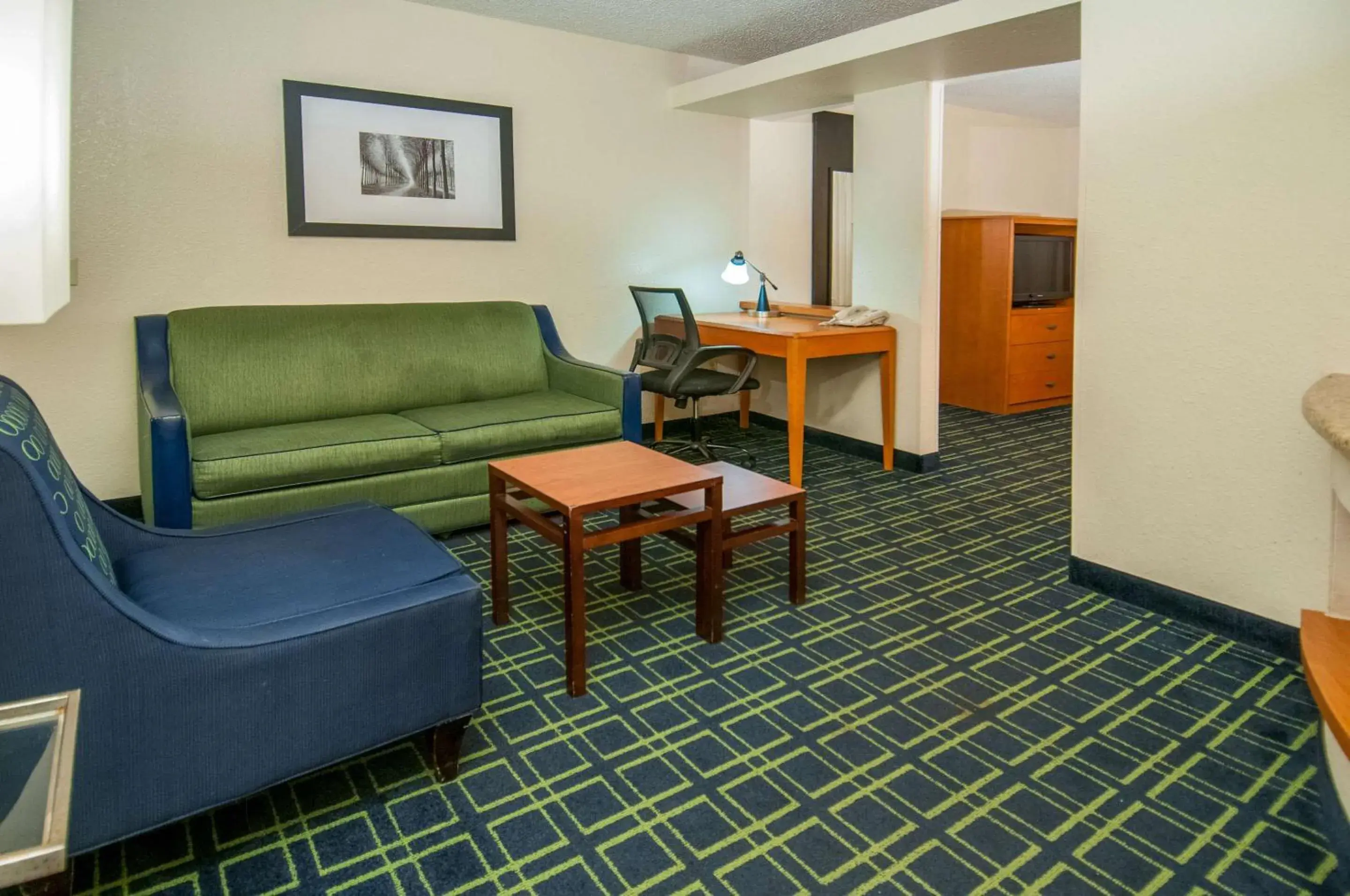 Photo of the whole room, Seating Area in Quality Inn & Suites