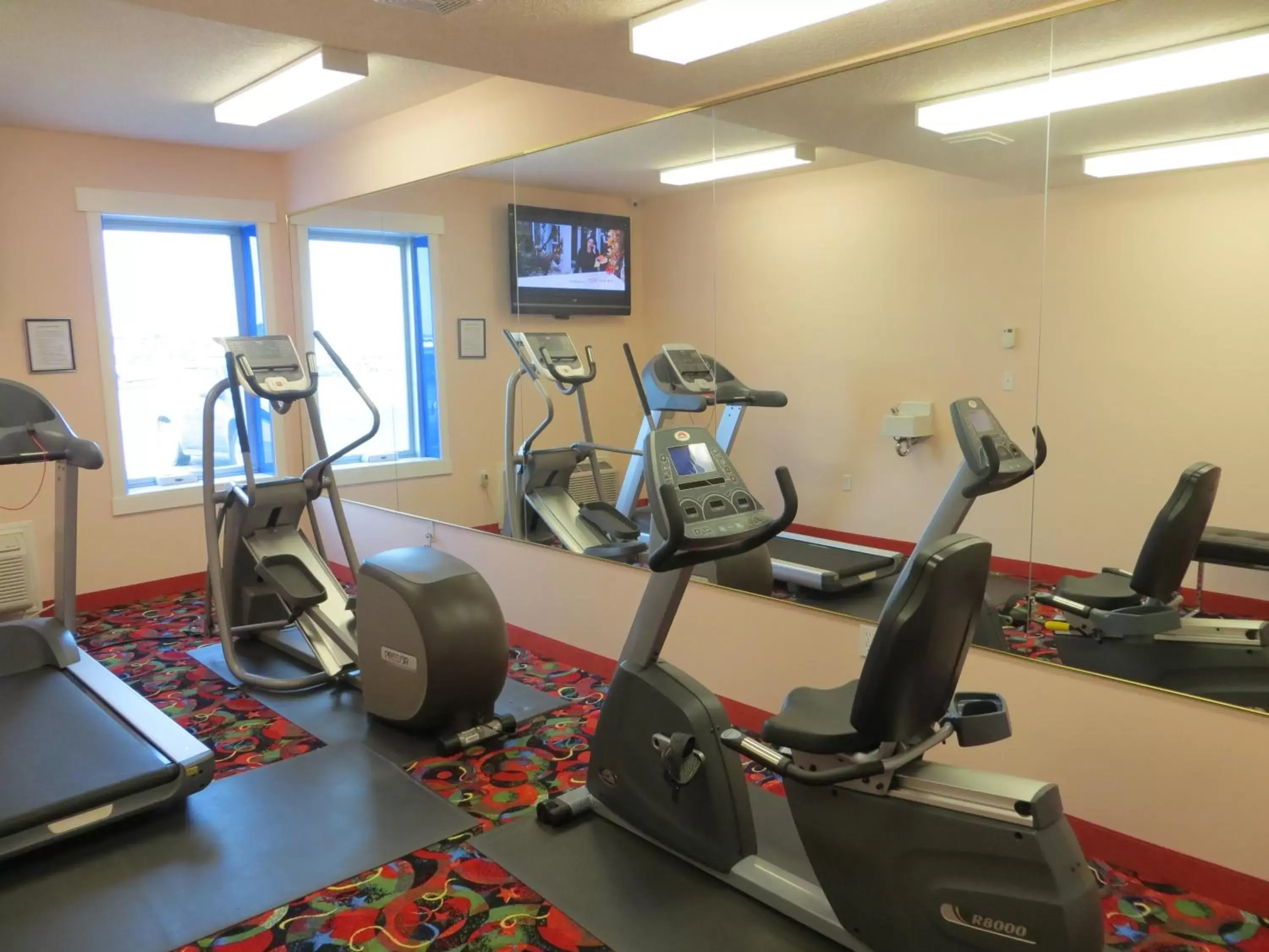 Fitness centre/facilities, Fitness Center/Facilities in Crystal Star Inn Edmonton Airport with free shuttle to and from Airport
