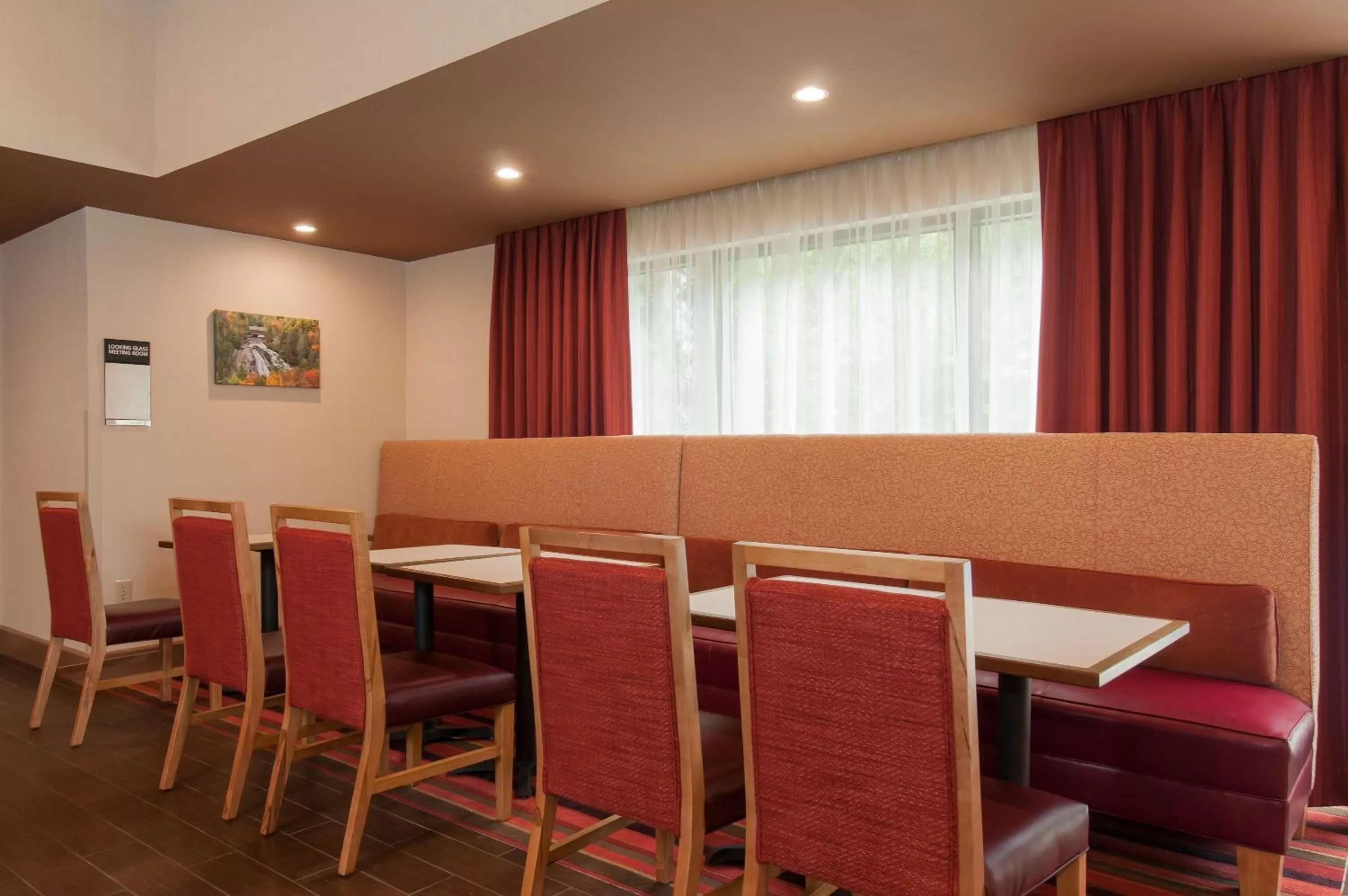 Meeting/conference room in Hampton Inn Brevard