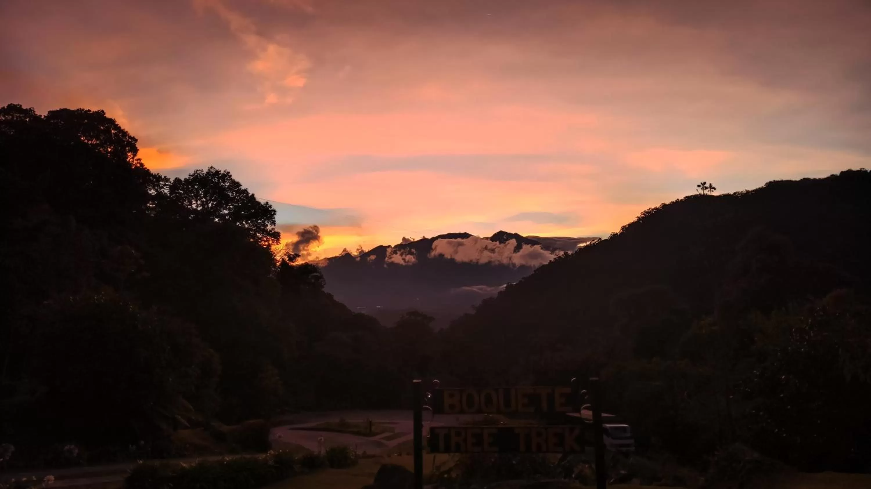 Natural landscape in TREE TREK BOQUETE Adventure Park