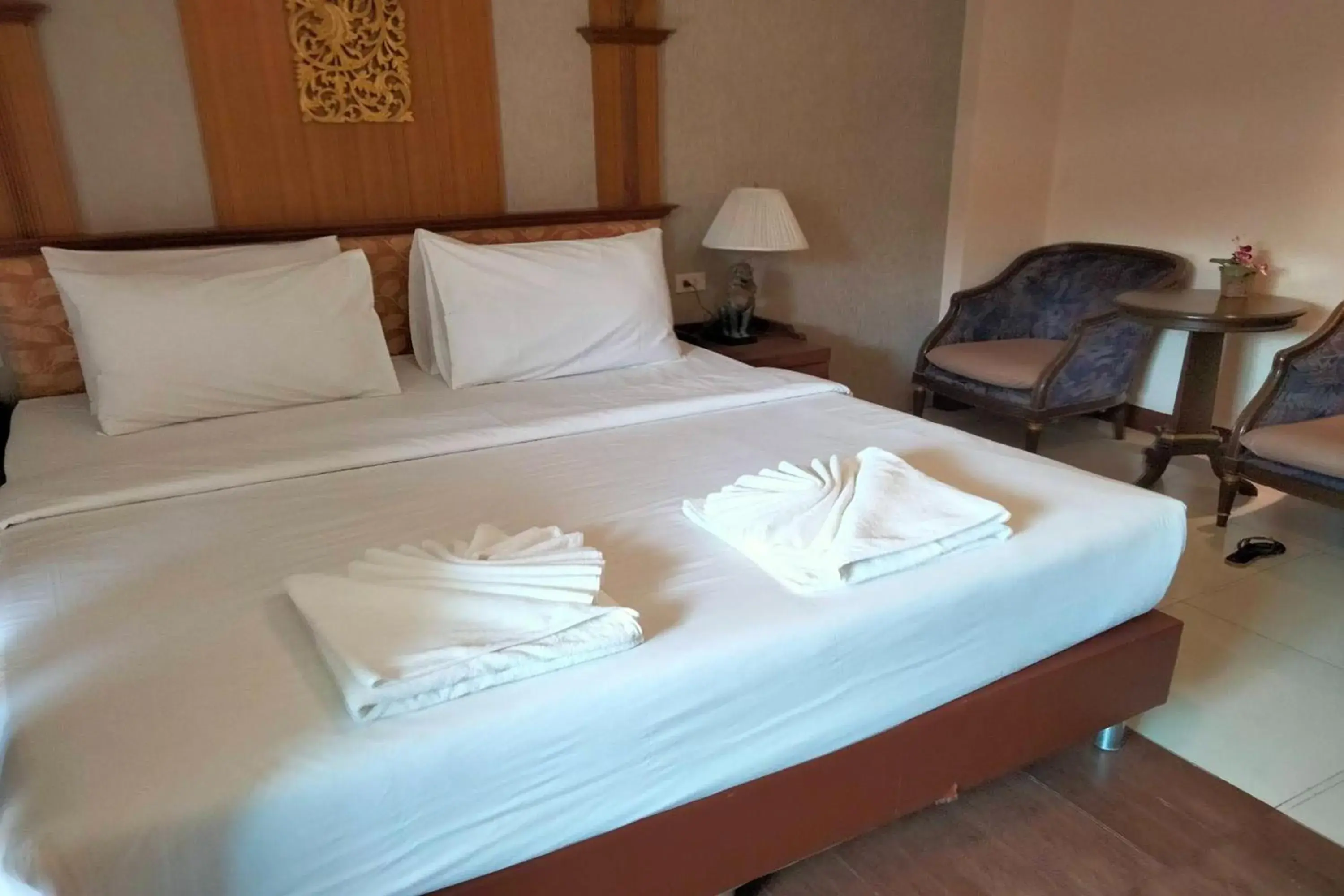 Bedroom, Bed in Kim Hotel @ Morleng