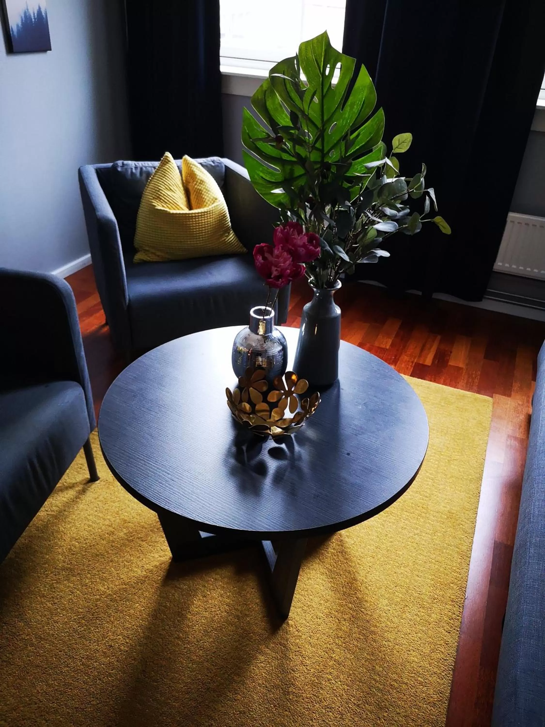 Living room in First Hotel Millennium