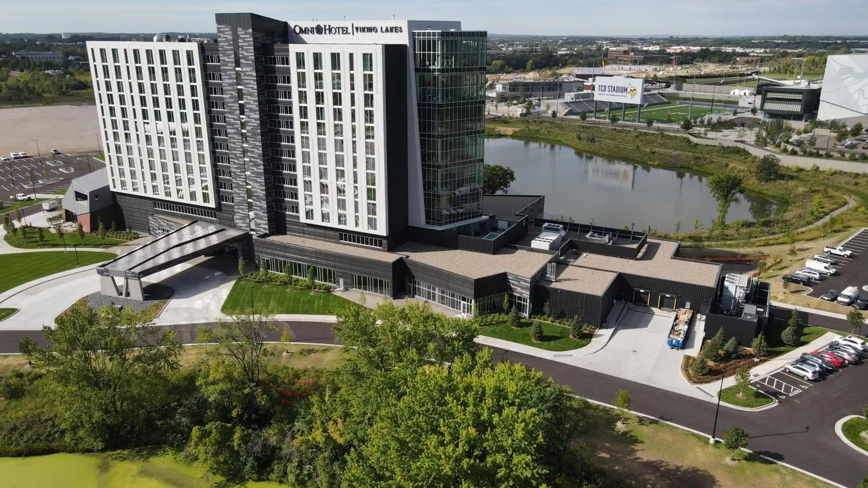 Bird's eye view, Bird's-eye View in Omni Viking Lakes