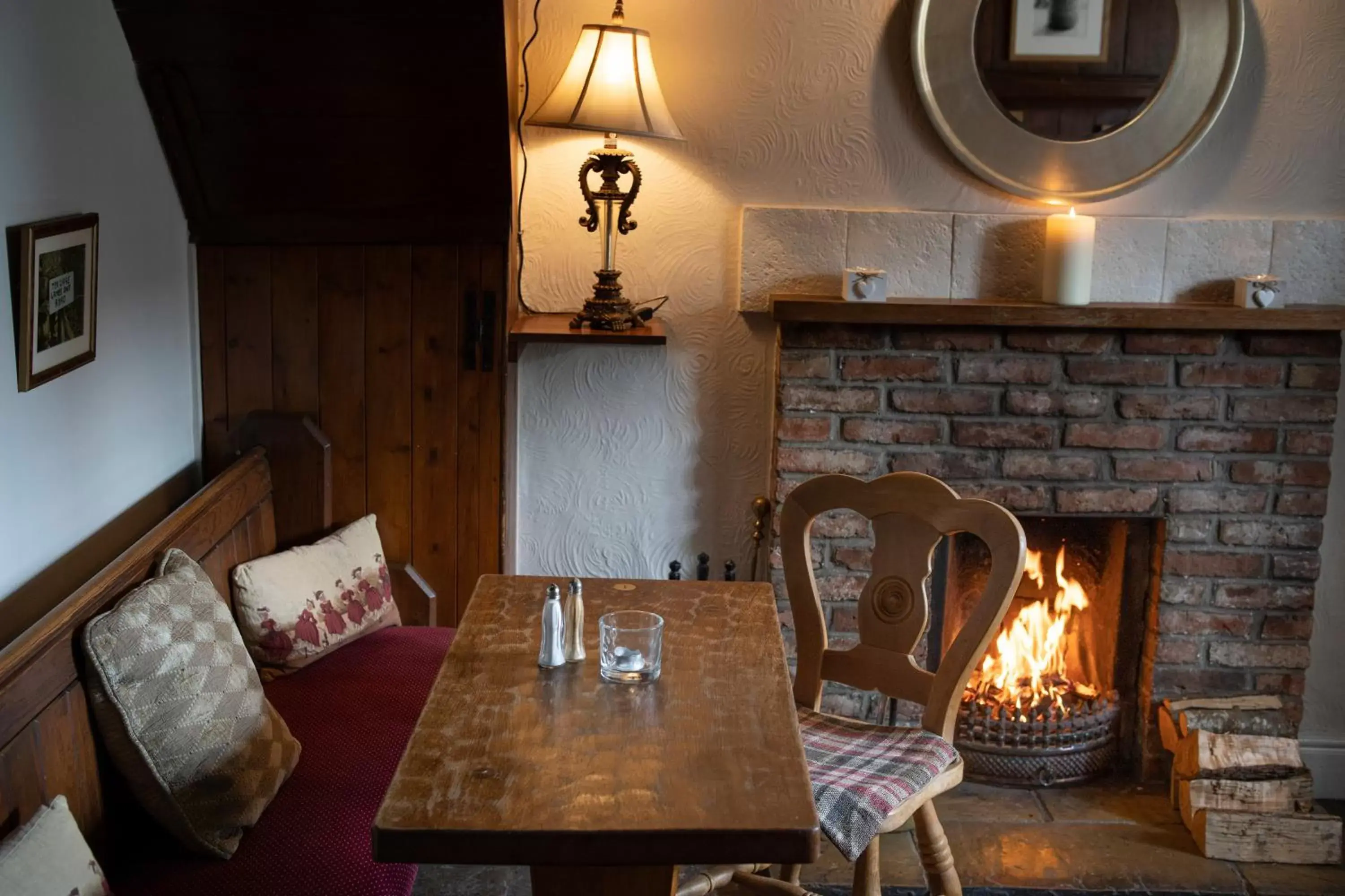 Lounge or bar, Seating Area in The White Horse Inn