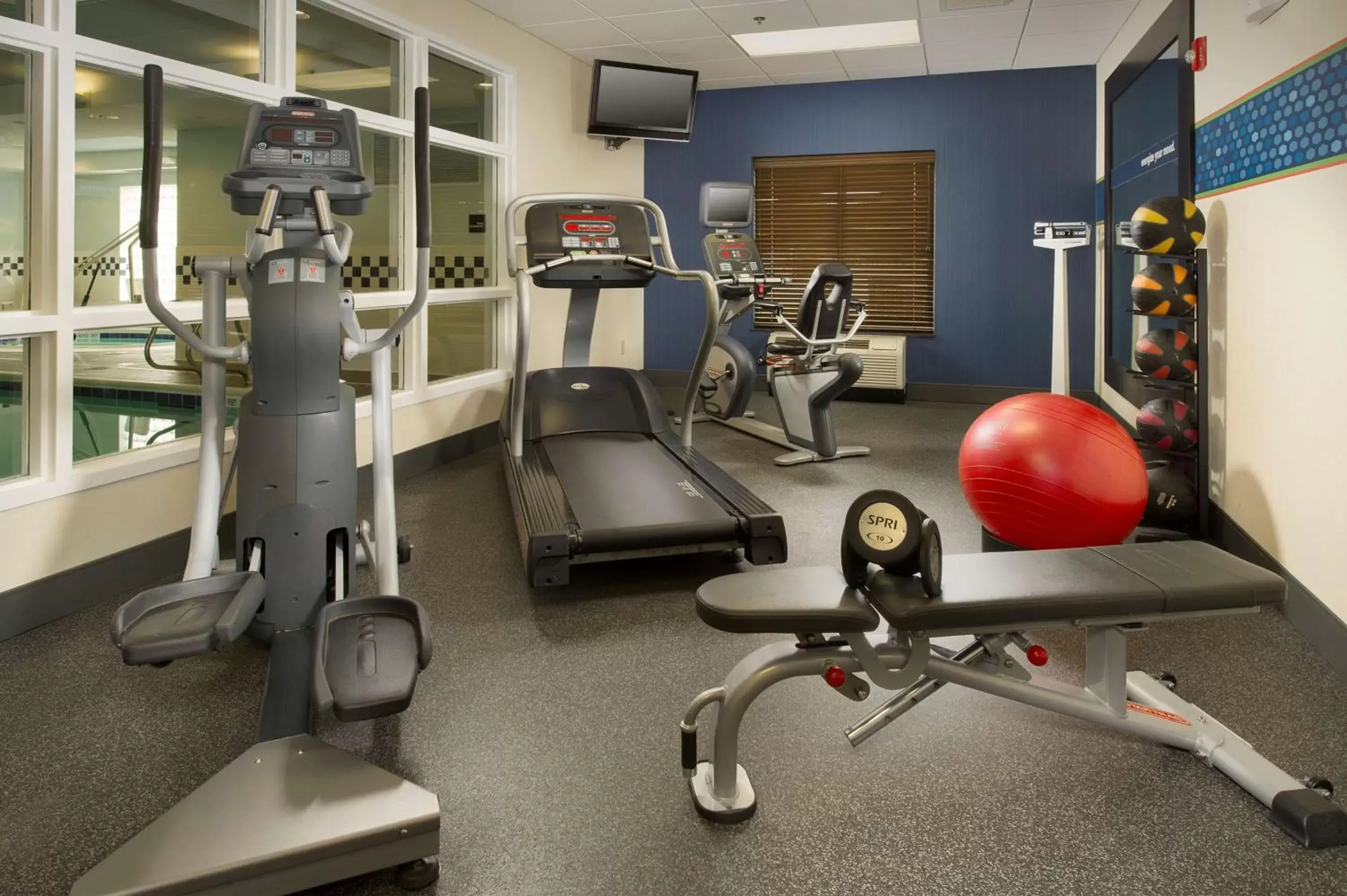 Fitness centre/facilities, Fitness Center/Facilities in Hampton Inn Syracuse Clay