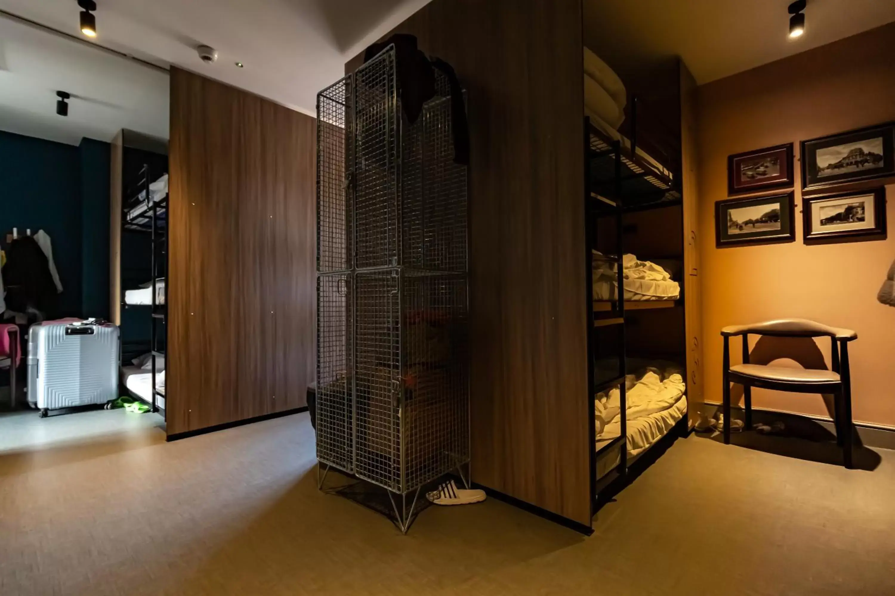 Bedroom, Bed in PubLove @ The Steam Engine,Waterloo Bedroom, Bed in PubLove @ The Steam Engine,Waterloo