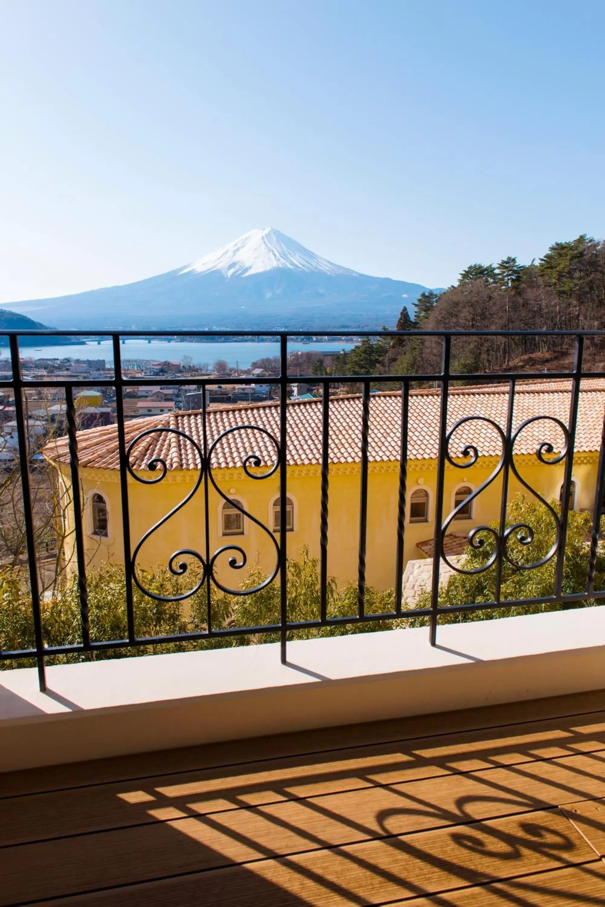 Mountain view in La Vista Fujikawaguchiko