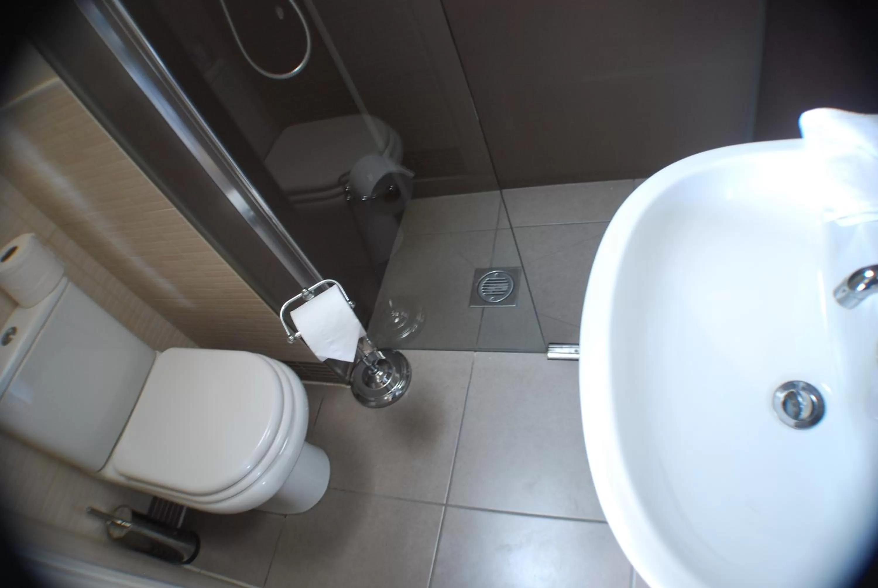 Bathroom in The Salisbury Hotel