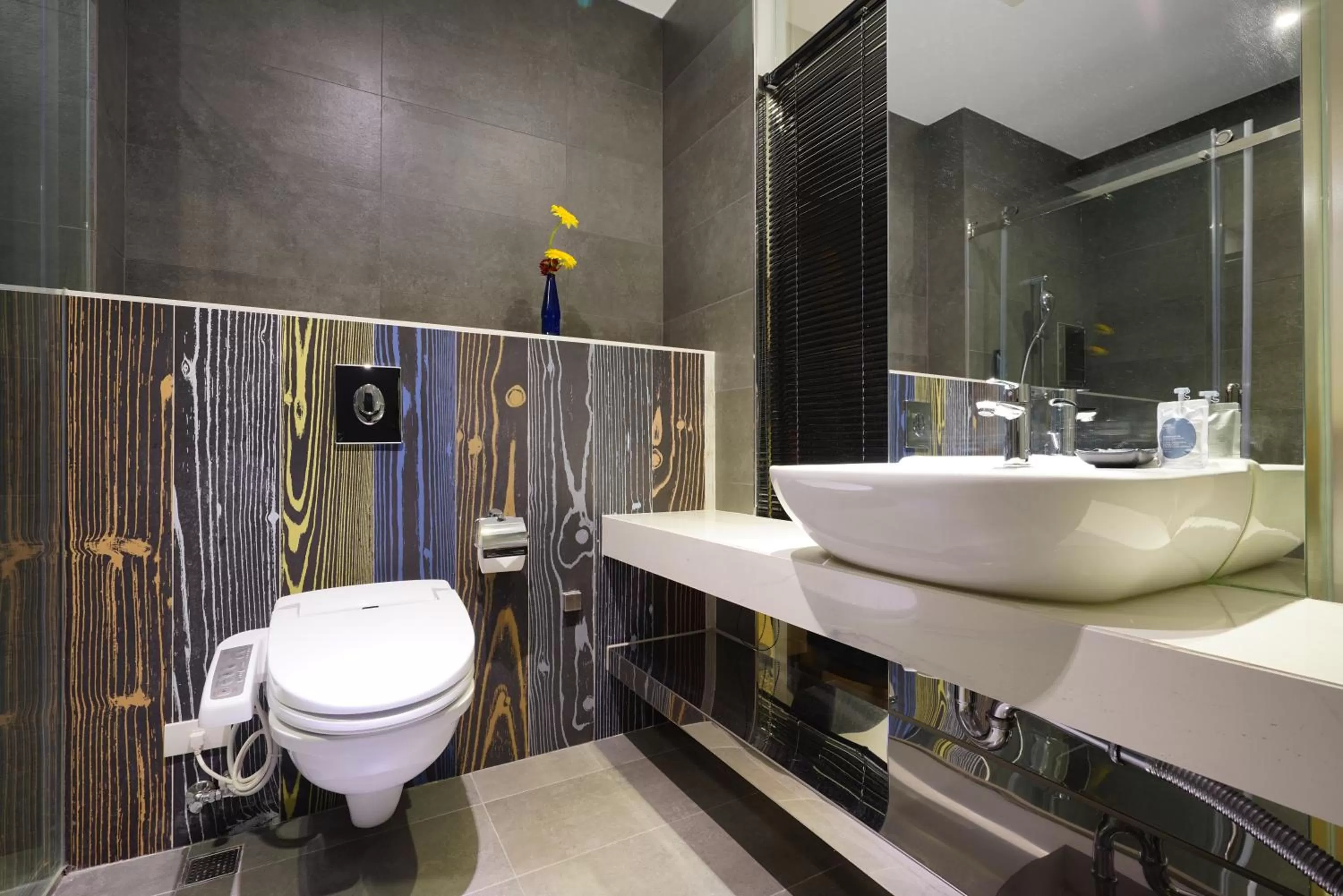 Shower in 3 Door Hotel