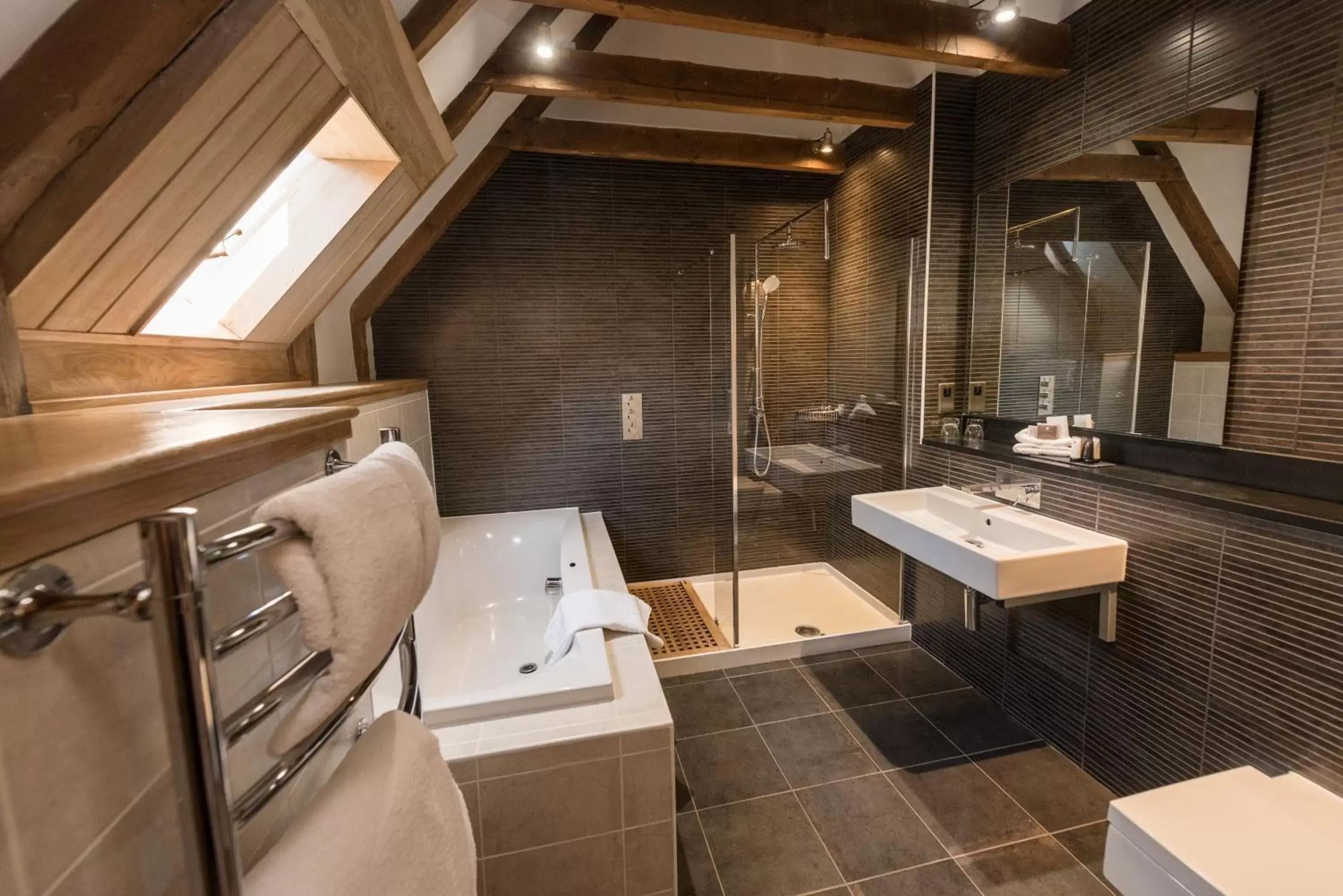 Bathroom in Meldrum House Hotel Golf And Country Estate