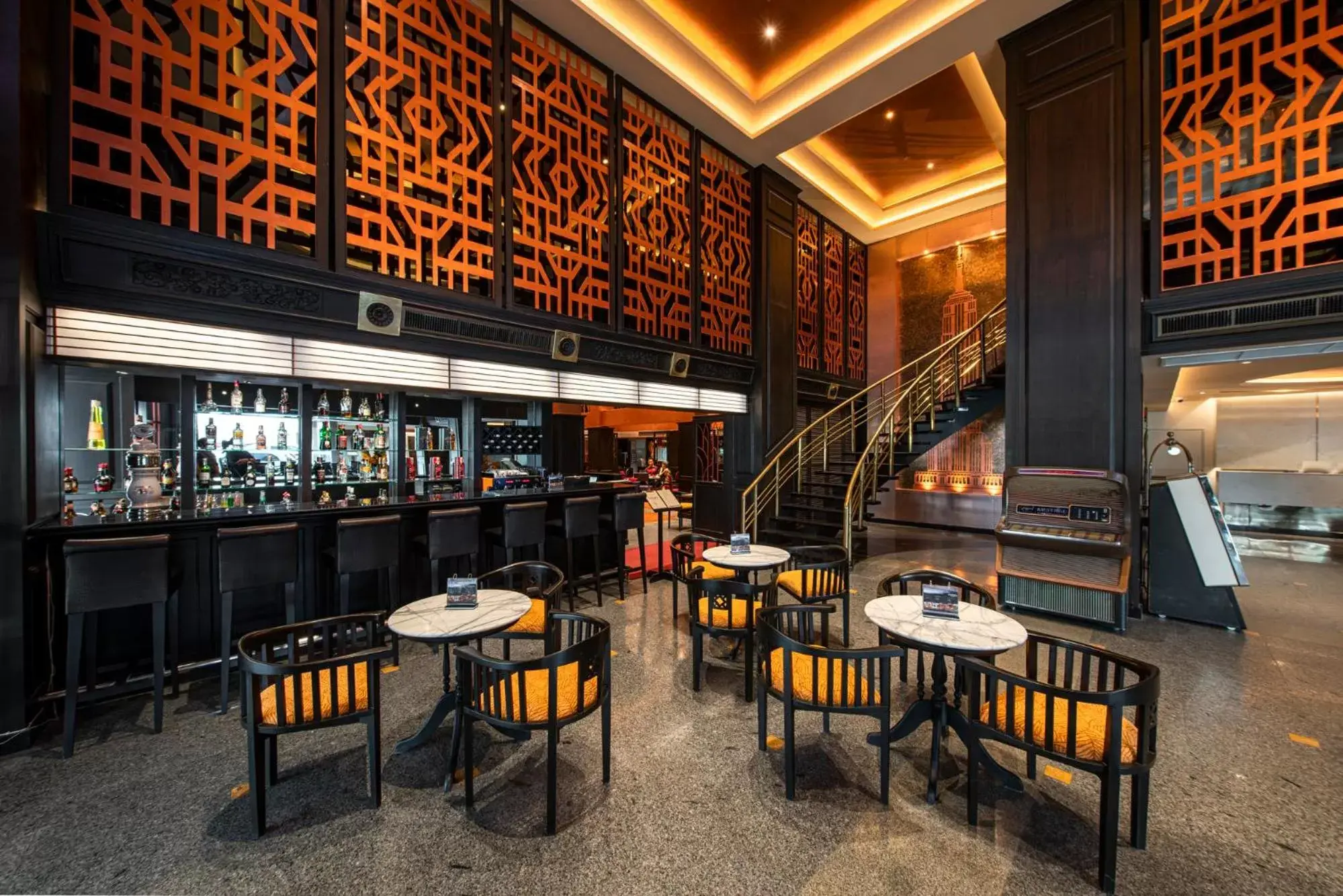 Lounge or bar, Lounge/Bar in Manhattan Hotel Bangkok