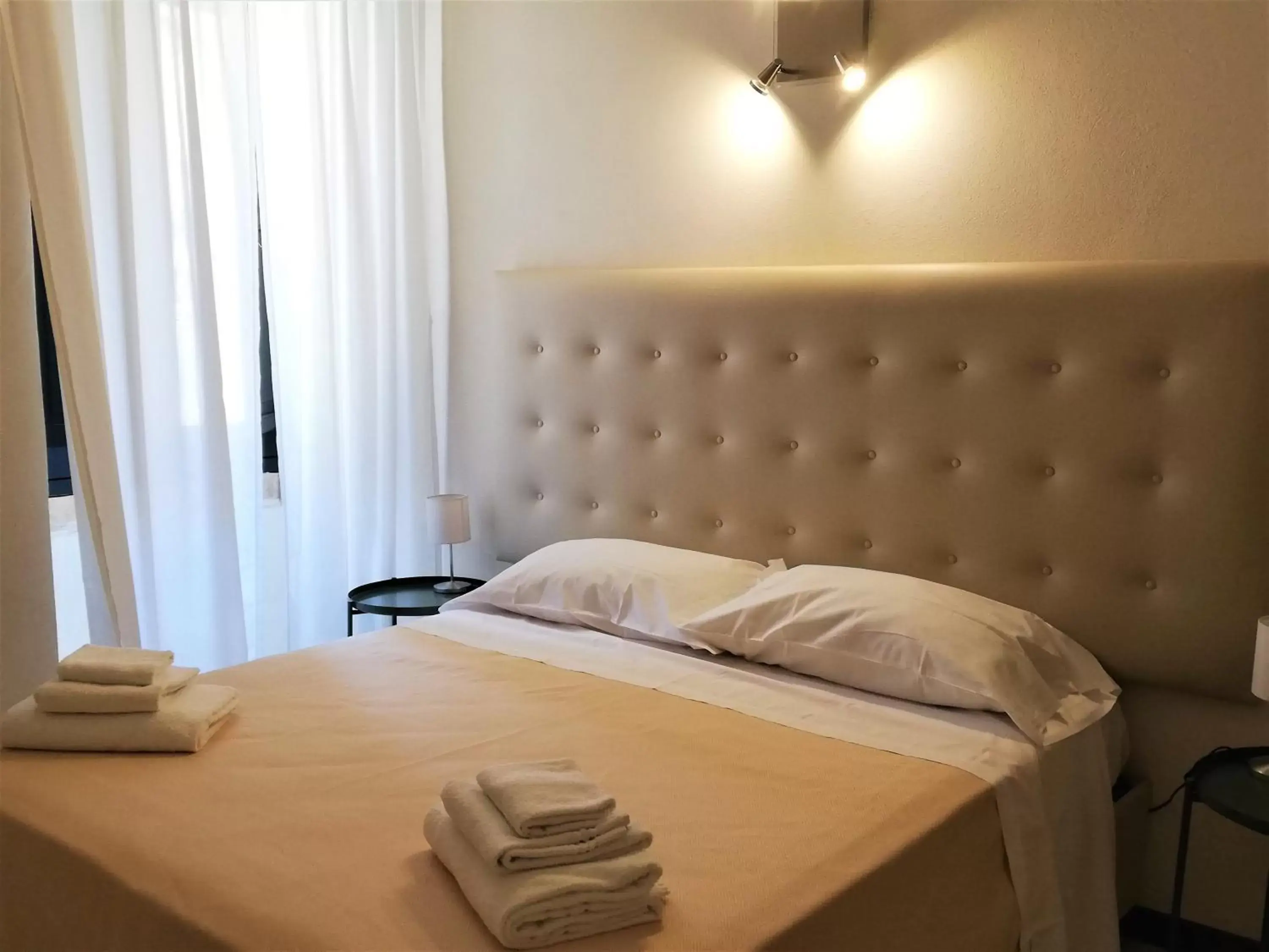 Bed in Landolina Palace Hotel Bed in Landolina Palace Hotel