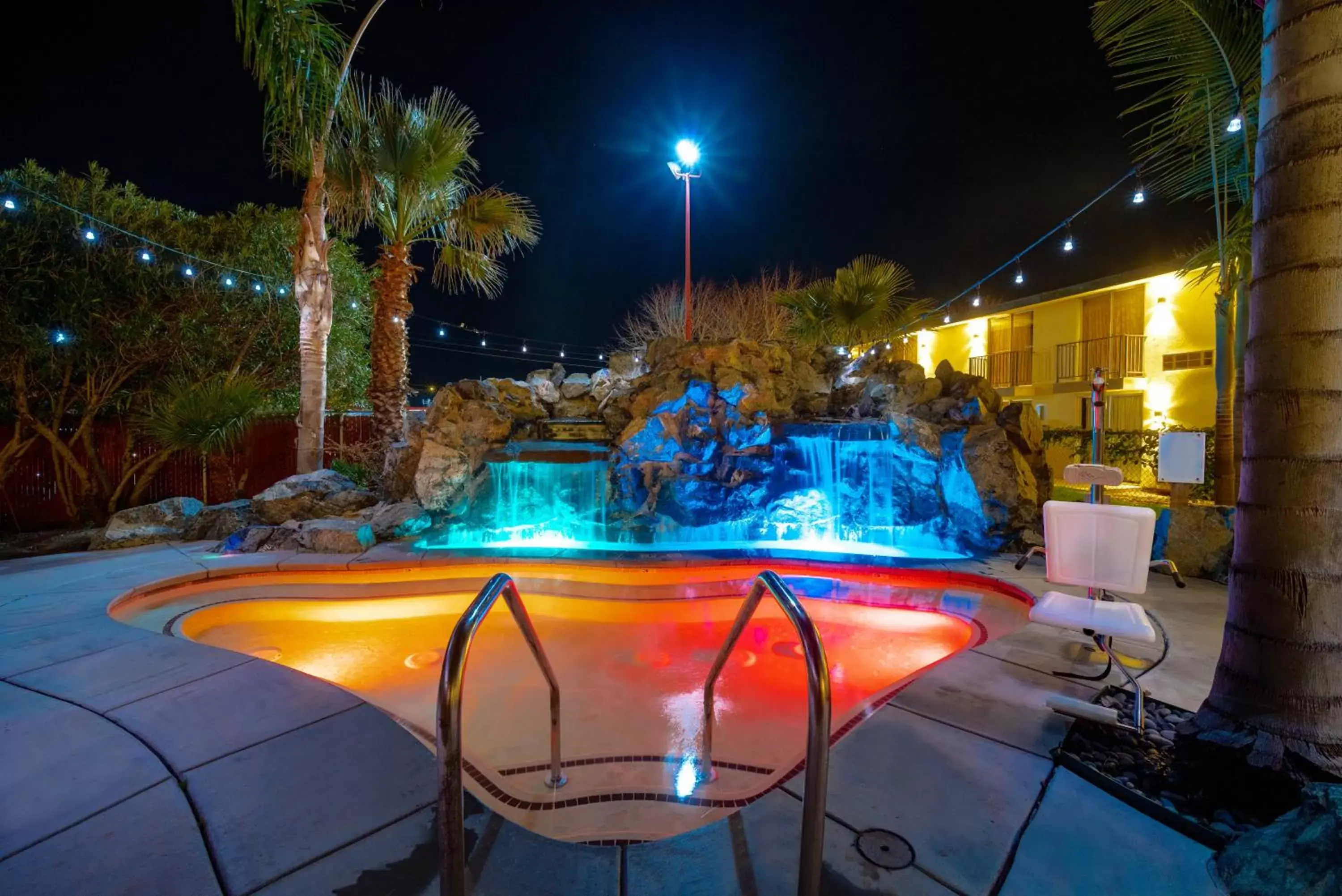 Swimming Pool in Hotel Calle Joaquin - San Luis Obispo