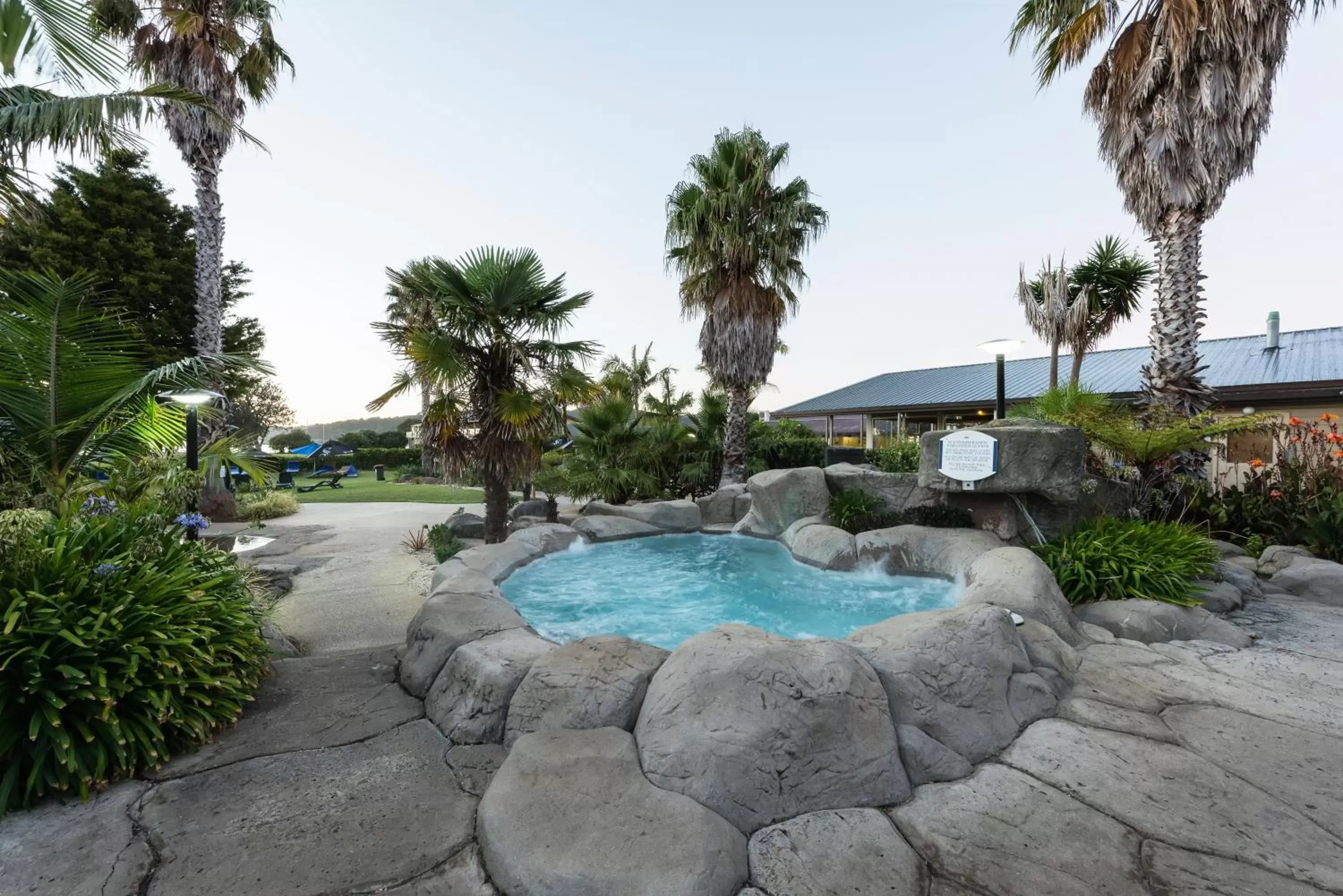 Natural landscape, Swimming Pool in Copthorne Hotel & Resort Bay Of Islands