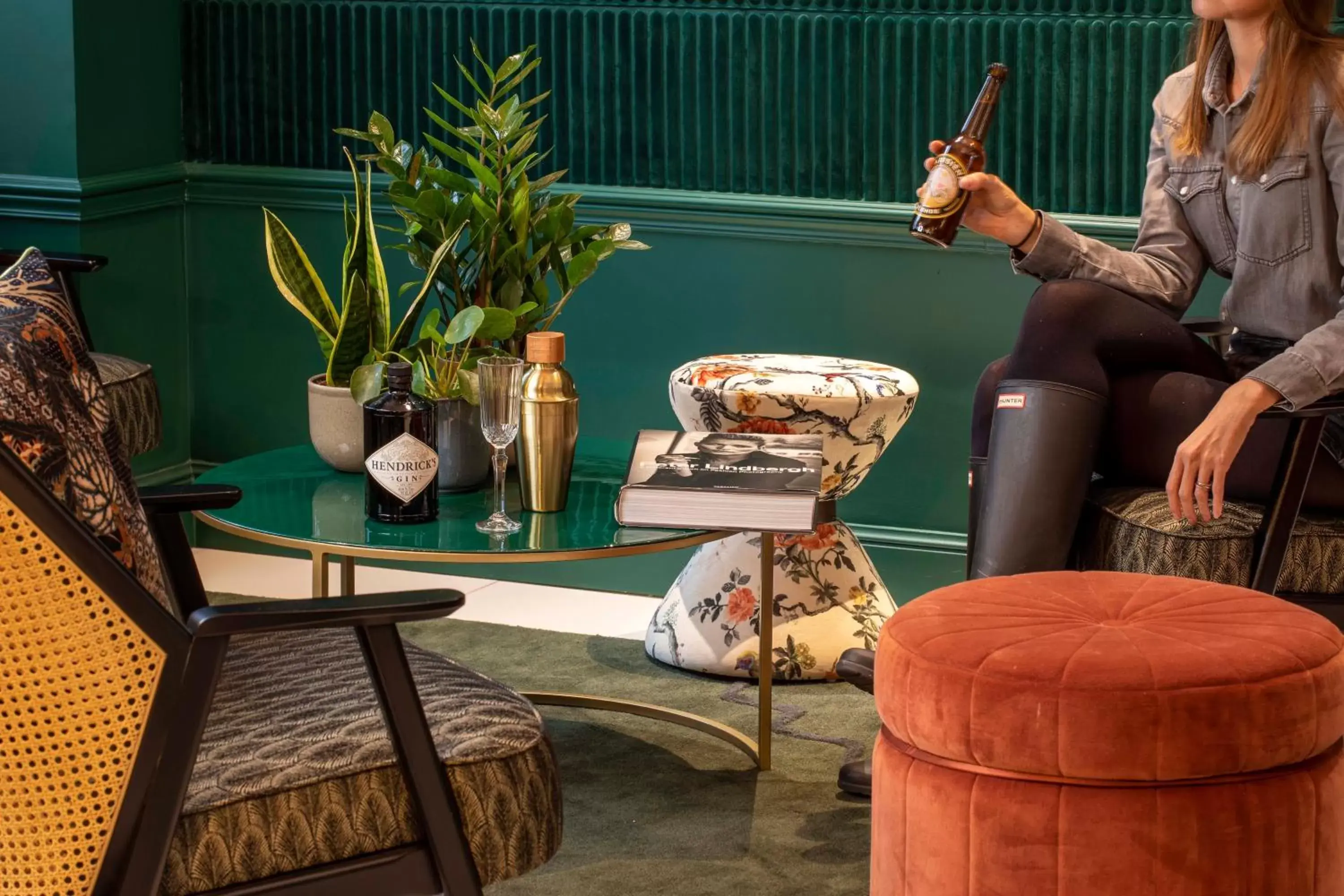 Lounge or bar in First Hotel Paris Tour Eiffel Lounge or bar in First Hotel Paris Tour Eiffel