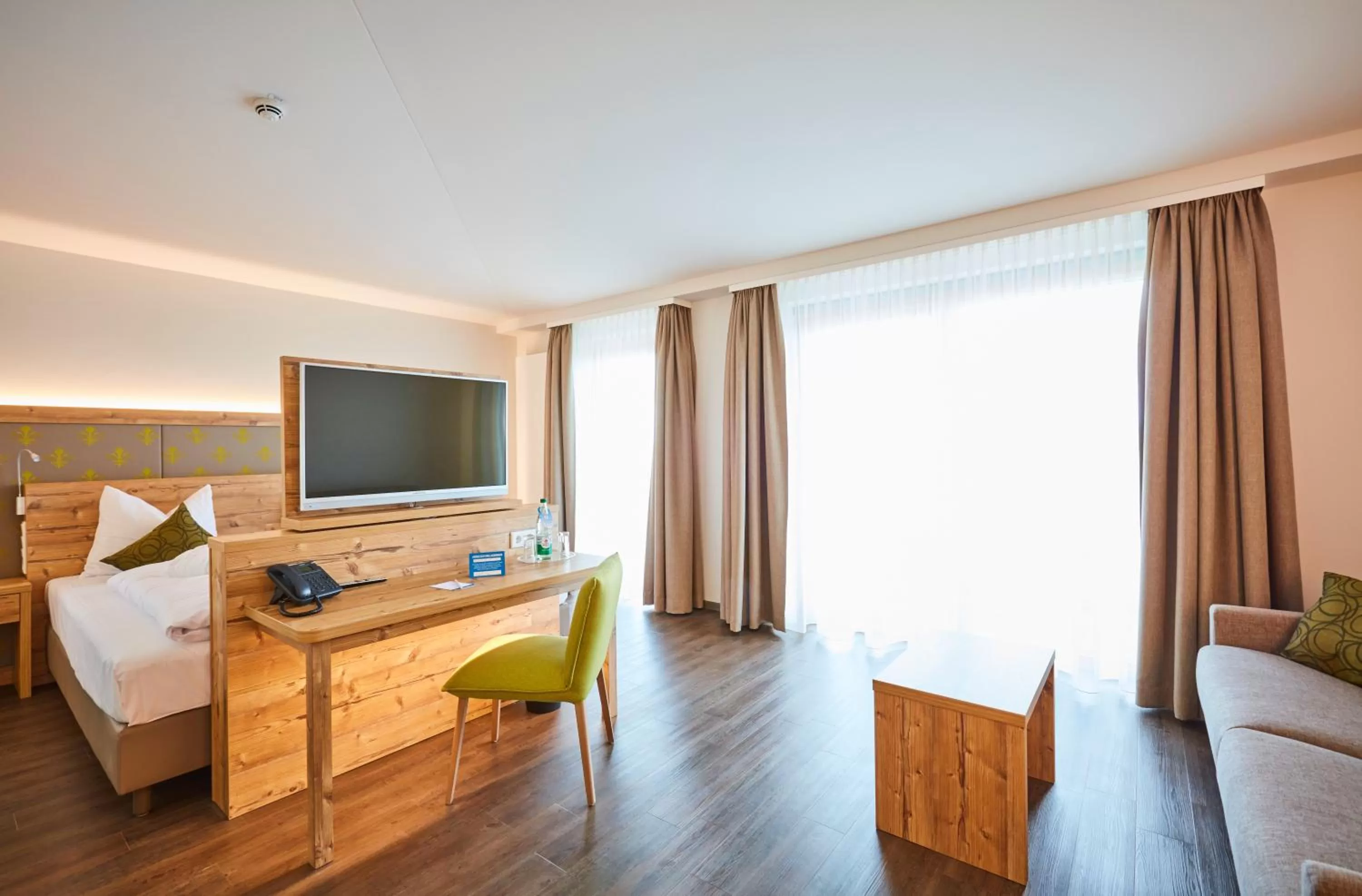TV and multimedia, Bed in Vital Hotel an der Therme GmbH