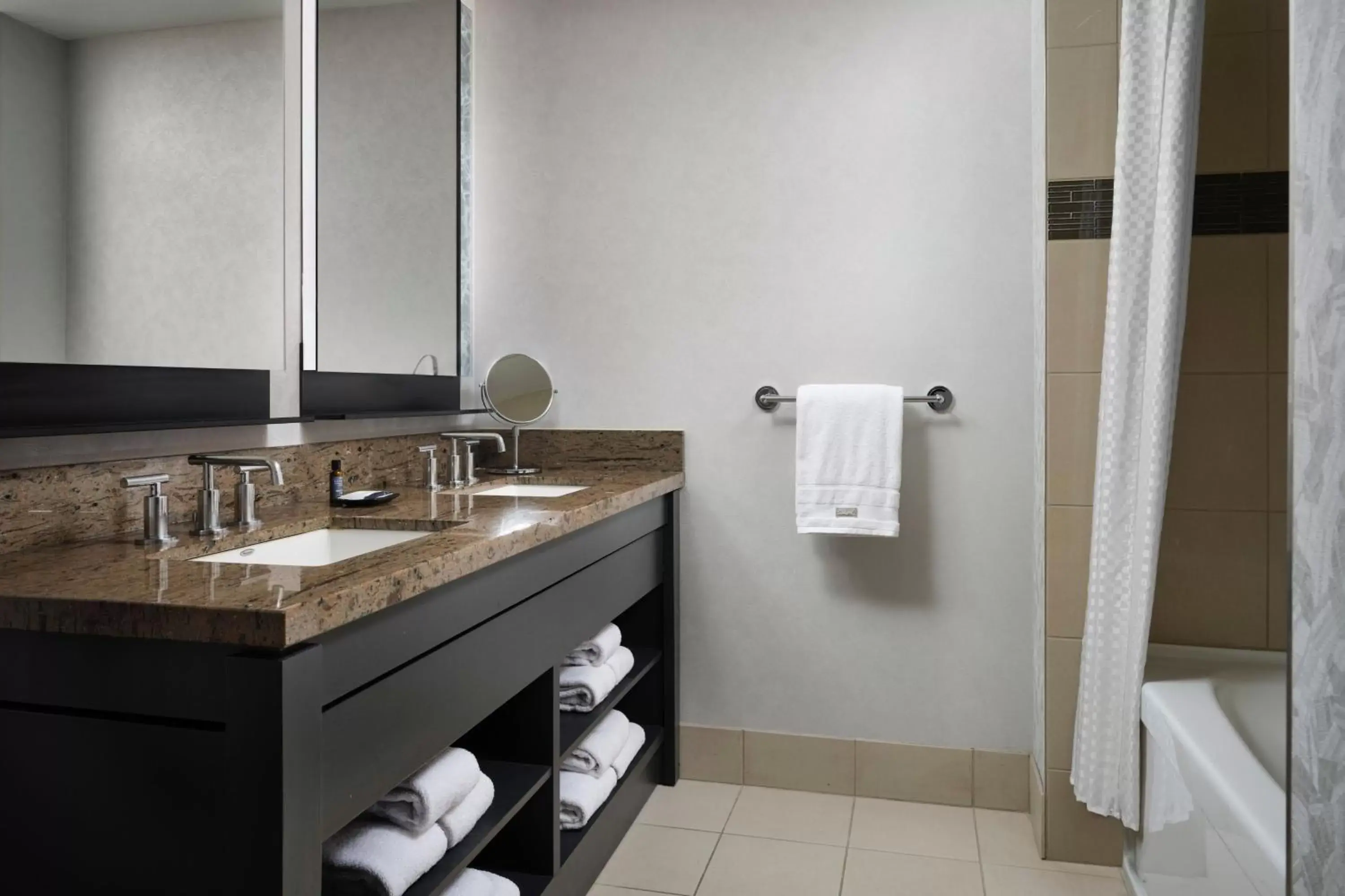 Photo of the whole room, Bathroom in The Westin Monache Resort, Mammoth