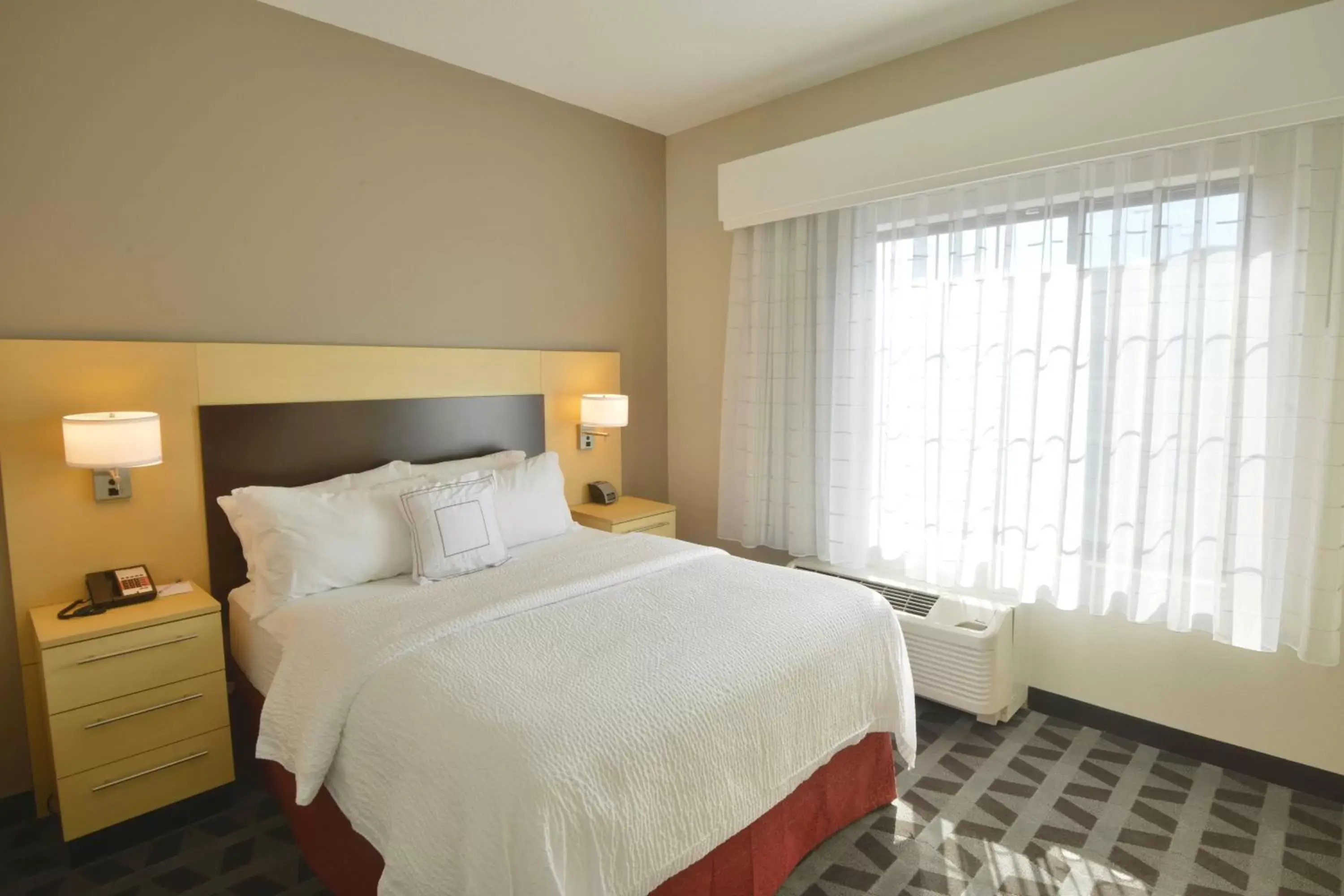 Bedroom, Bed in TownePlace Suites by Marriott Williamsport