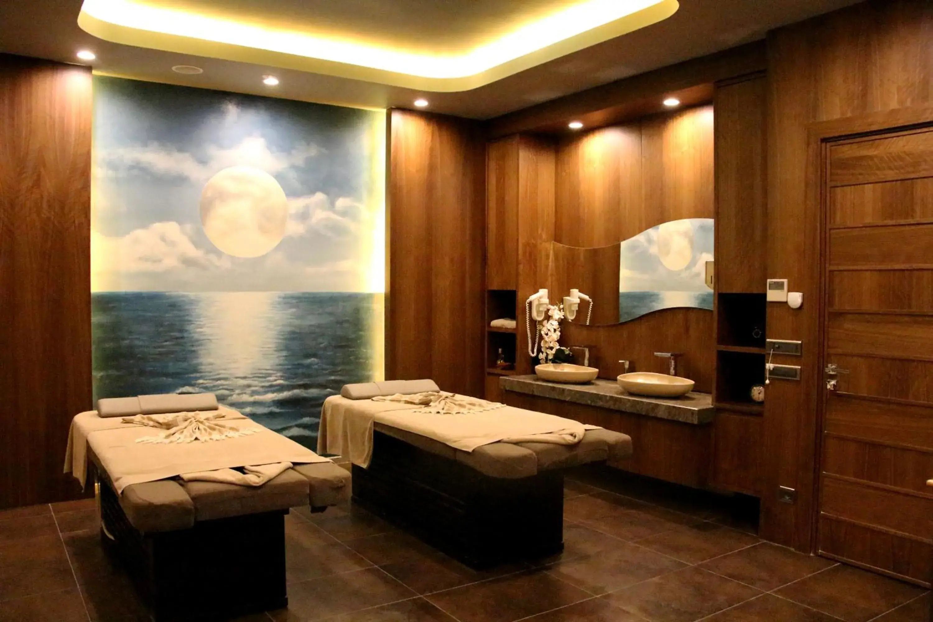 Hot Spring Bath, Bathroom in Marigold Thermal & Spa Hotel Bursa