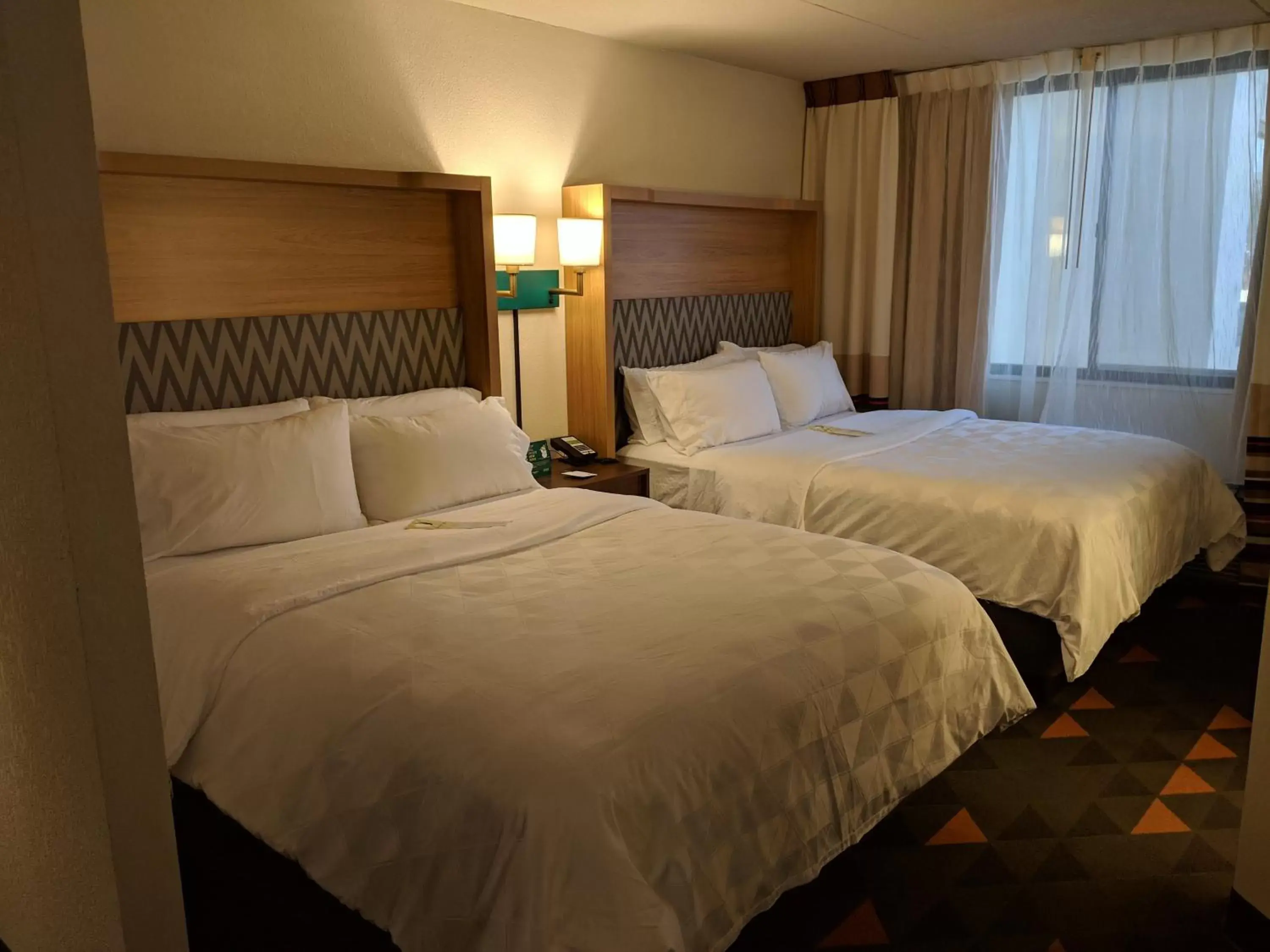 Photo of the whole room, Bed in Holiday Inn Champaign, an IHG Hotel