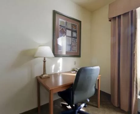 hair dresser in Holiday Inn Express Hotel & Suites Zapata by IHG