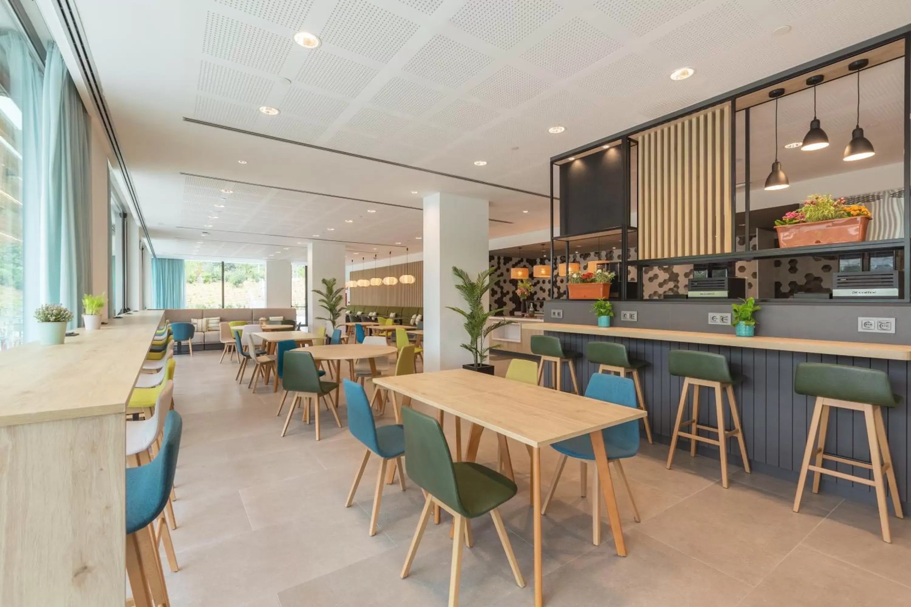 Restaurant/Places to Eat in Holiday Inn Barcelona - Sant Cugat, an IHG Hotel