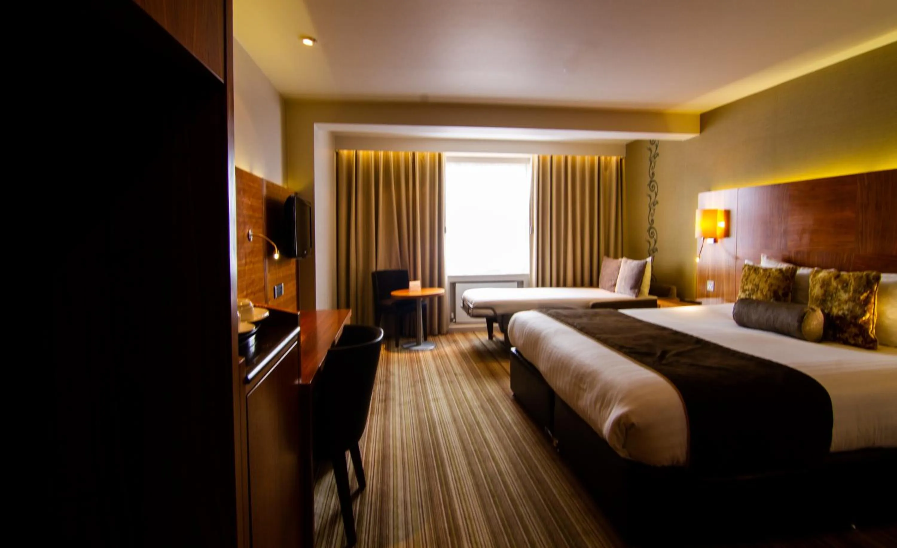 Bedroom, Bed in Blakemore Hyde Park