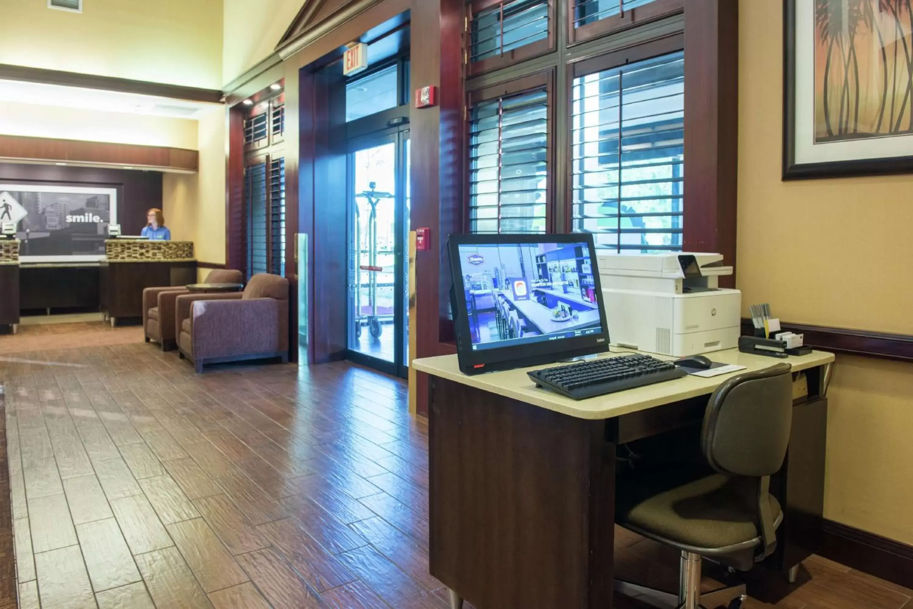 Business facilities in Hampton Inn & Suites Tampa-North